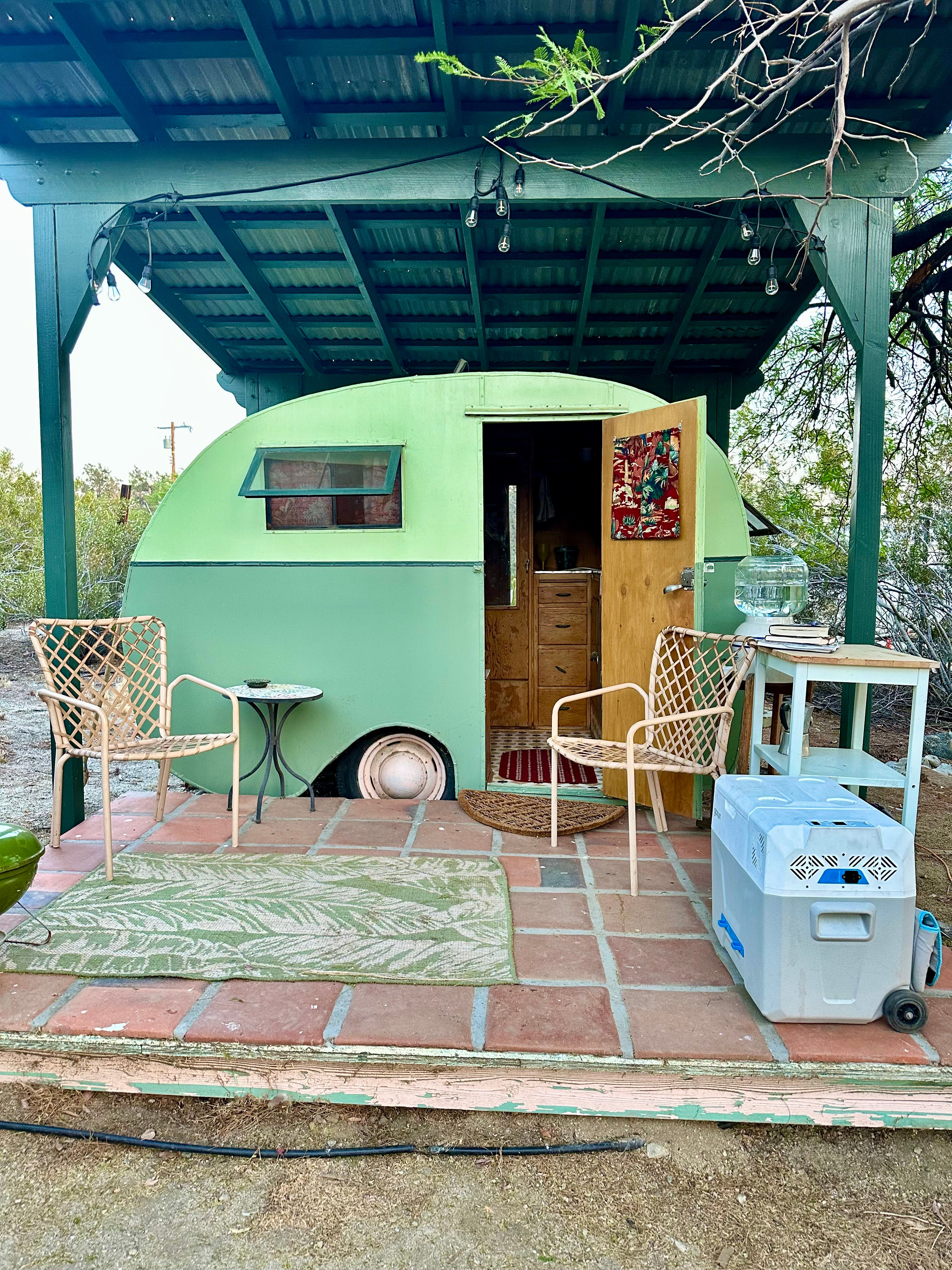 Green groovy camper! 
