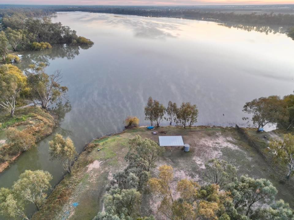 Drone photo of Curlew Camp showing the close proximity to lakes edge 