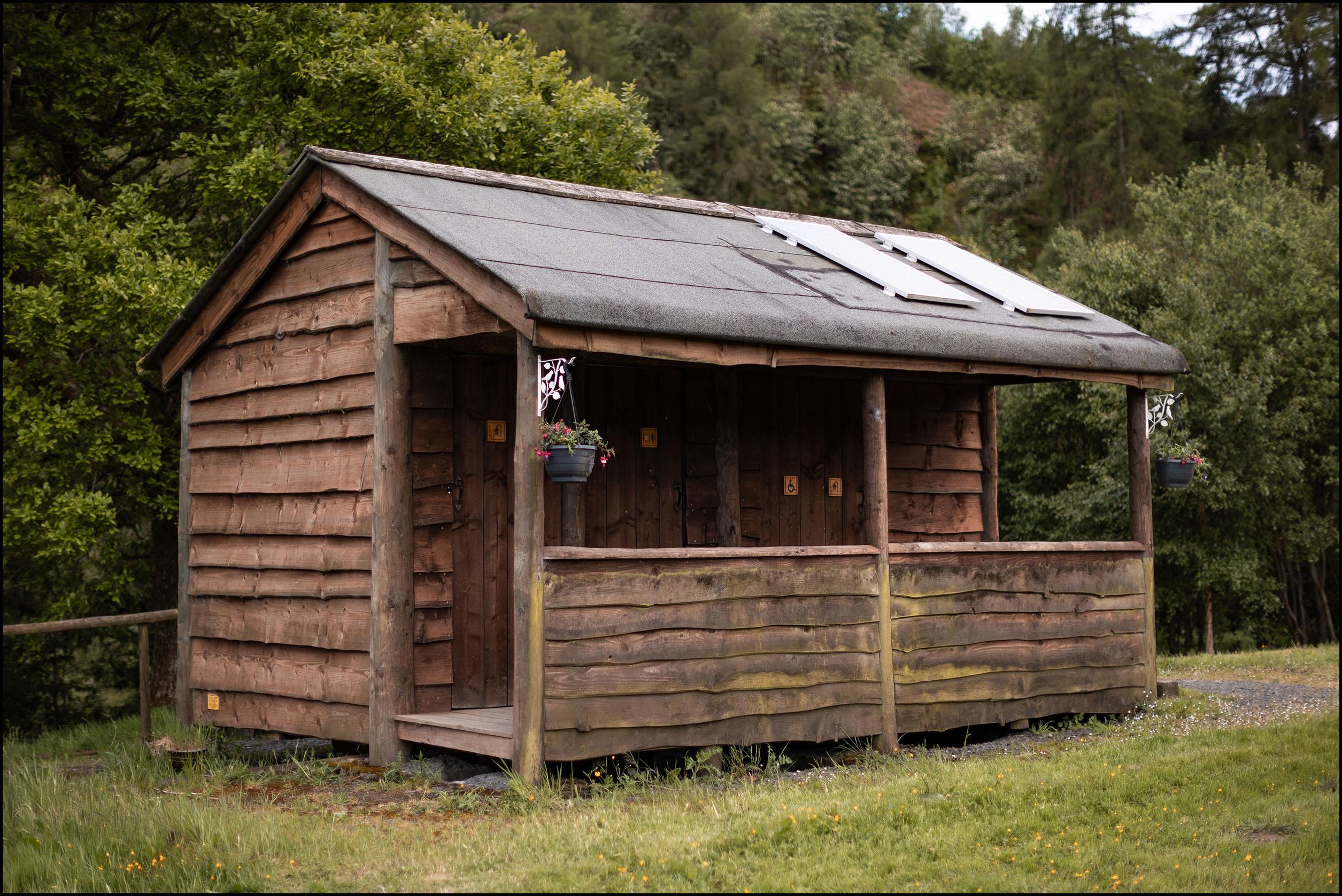 shower toilet block