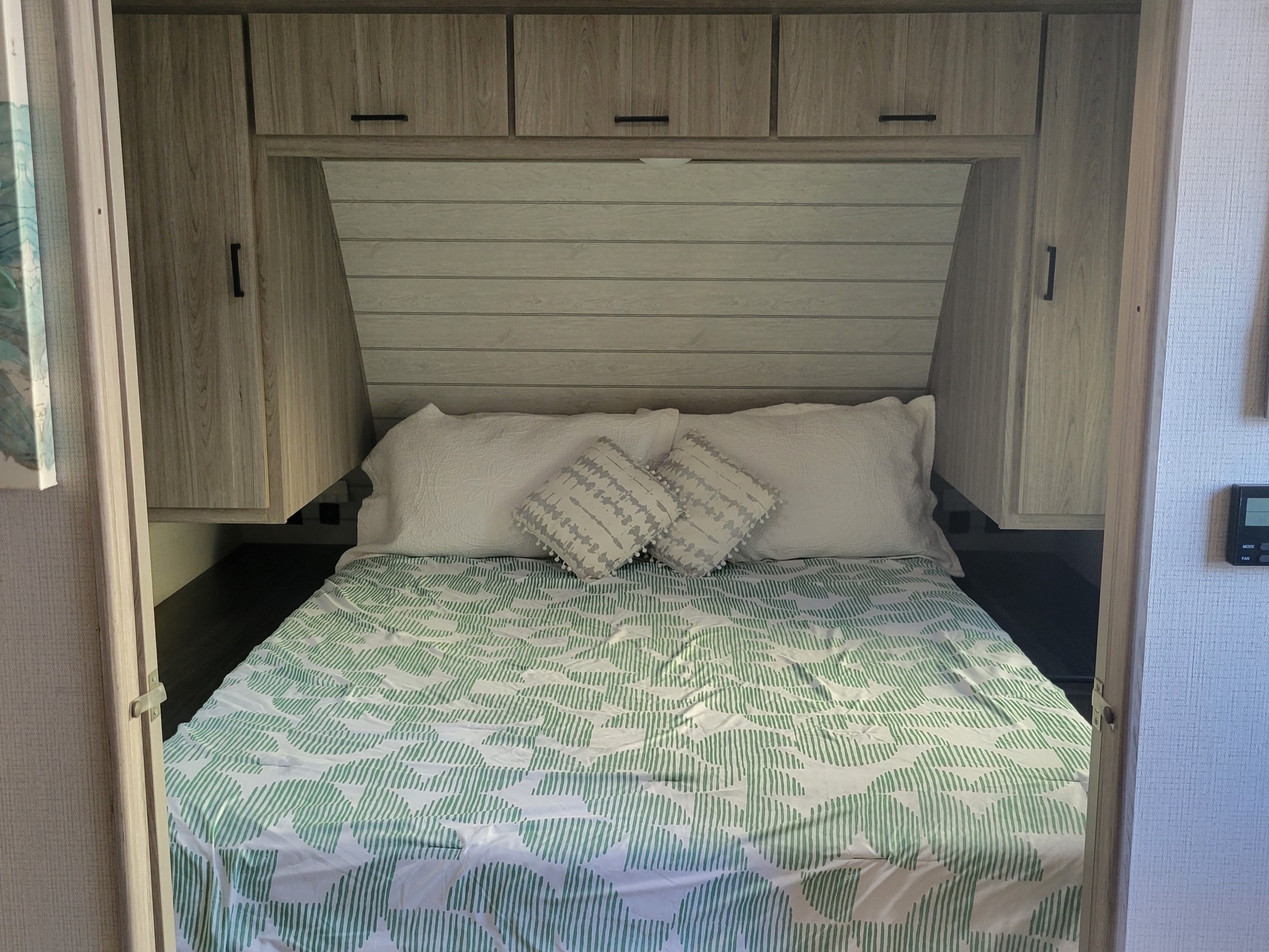 Orange County Base Glamp
