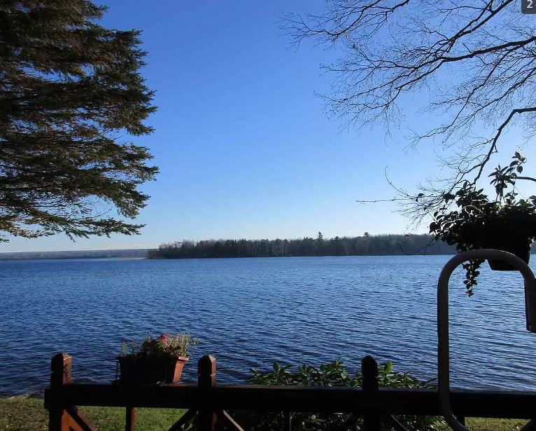Old Cedar Lodge