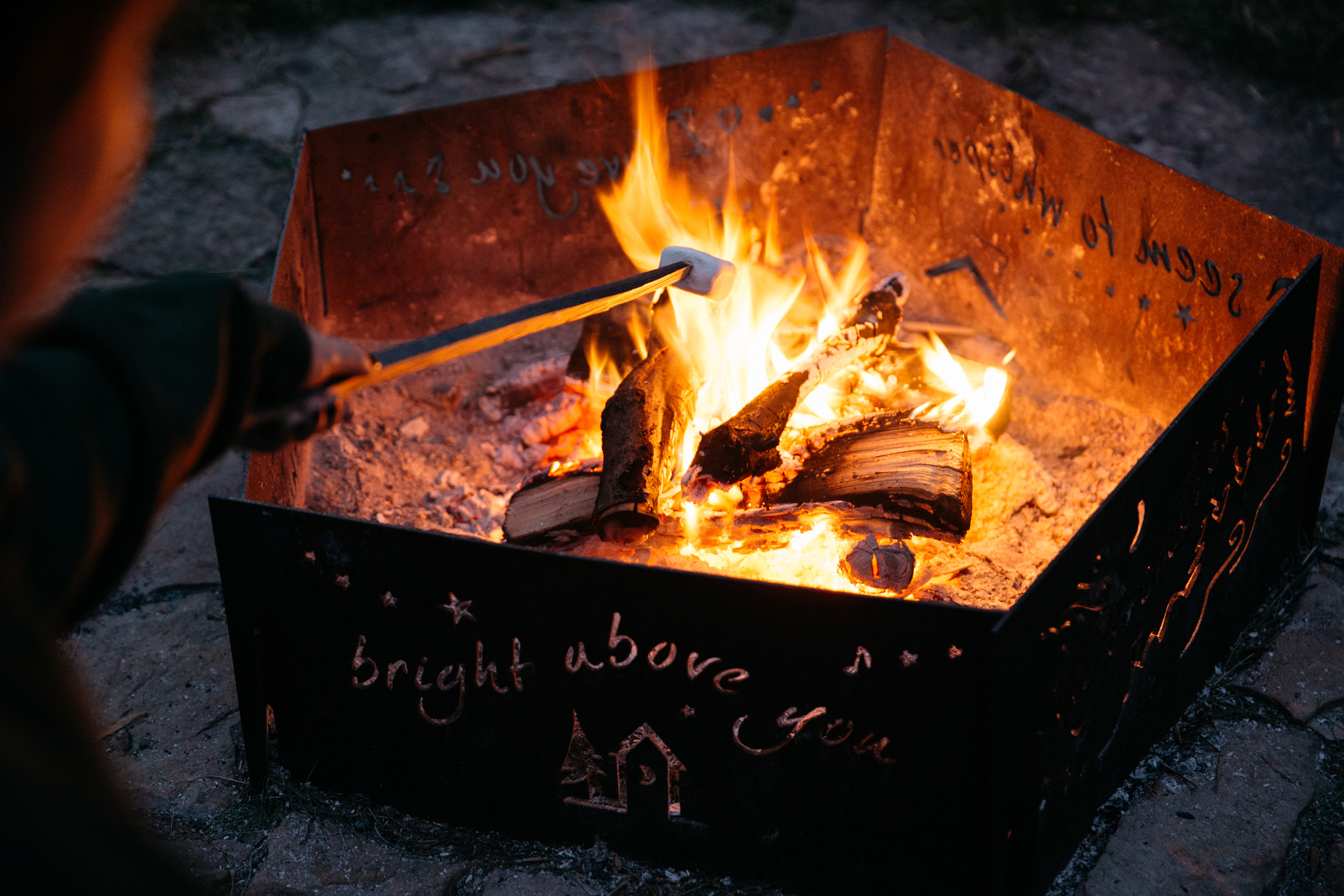 Glamping - Intimate Cabin & Campsites