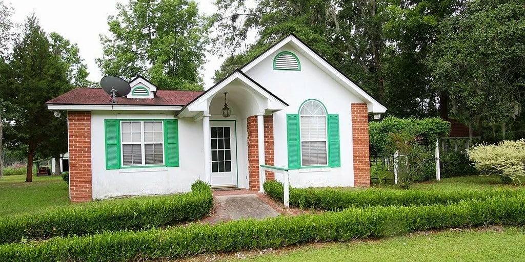 Midway Retro Retreat