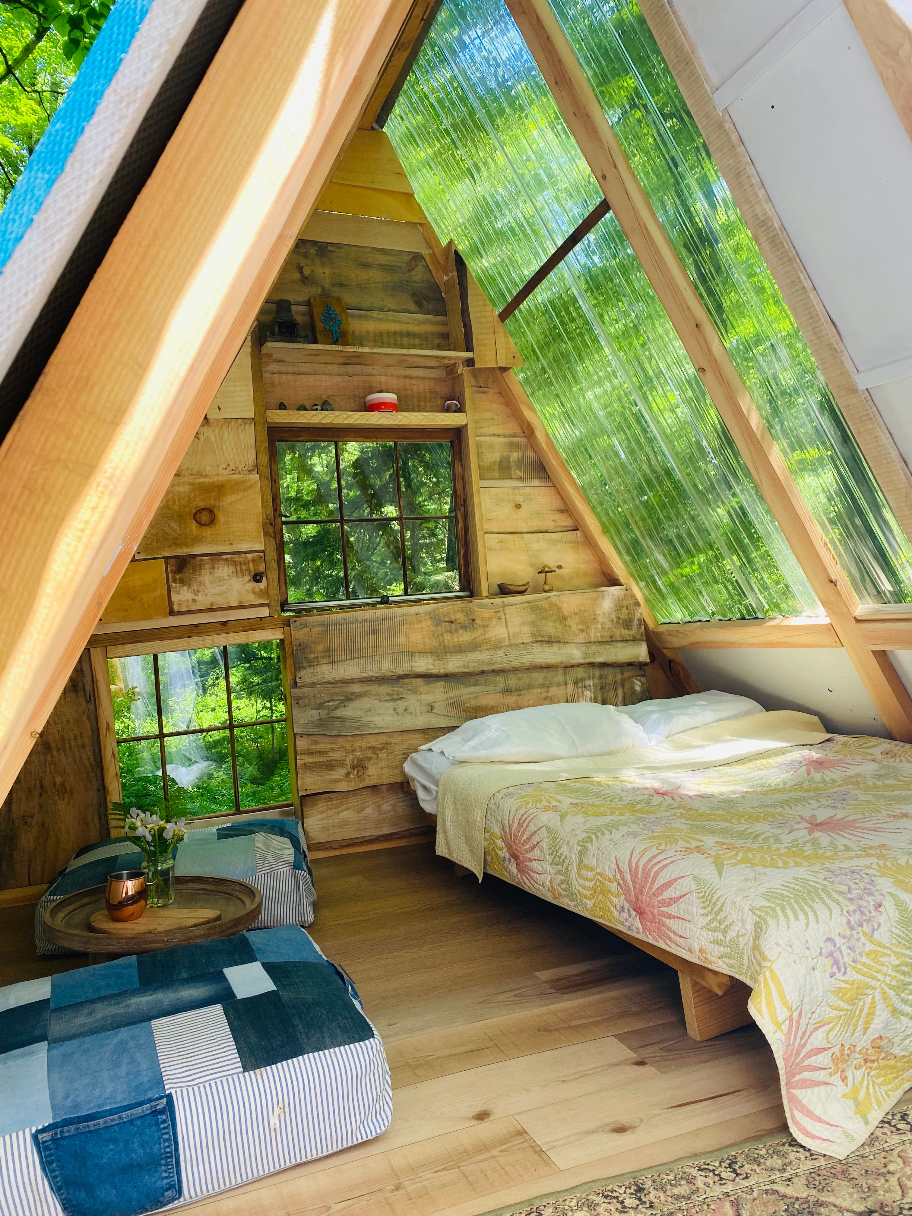 Woodland's Edge Glamping & Hot Tubs