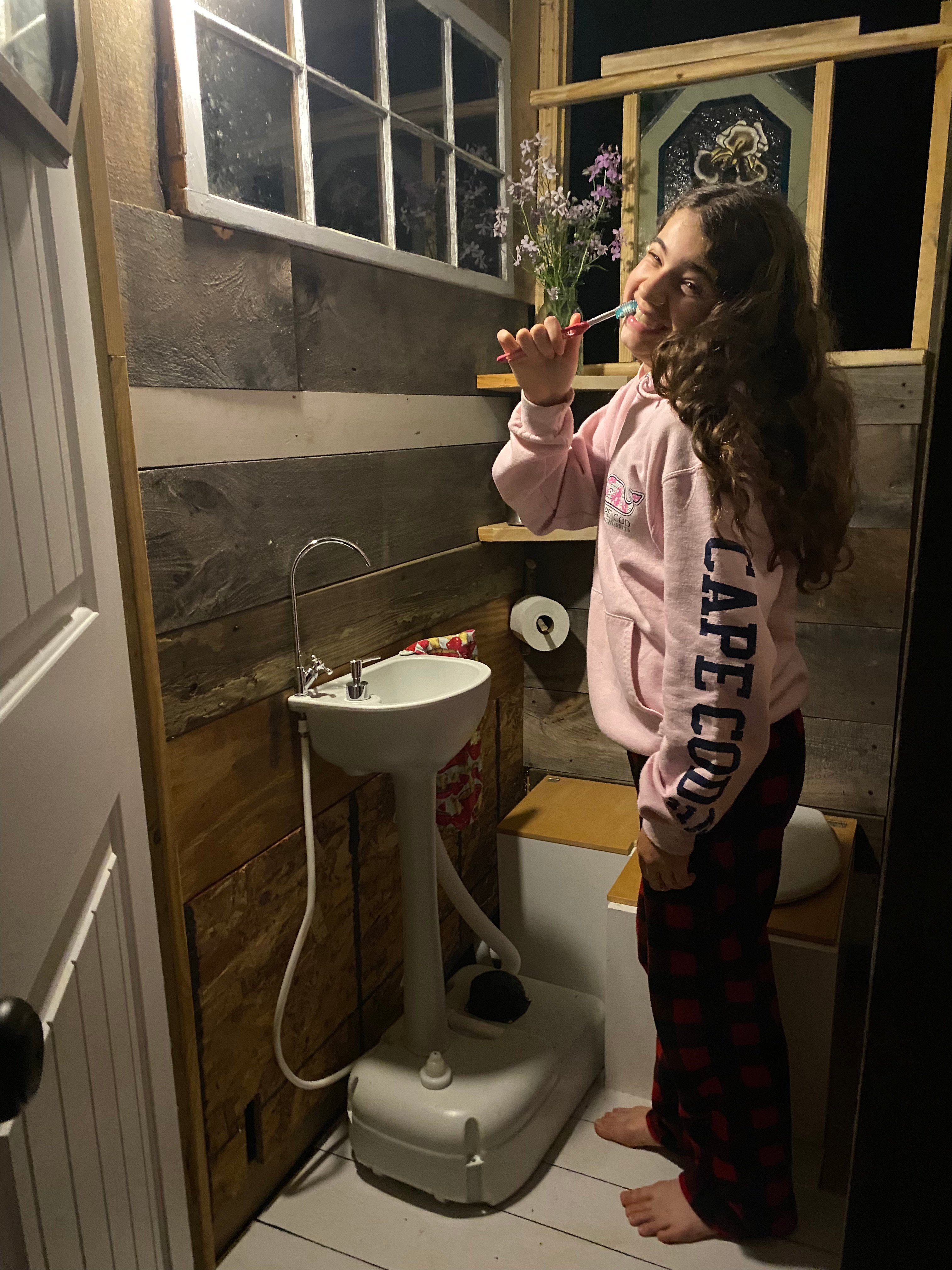 Woodland's Edge Glamping & Hot Tubs