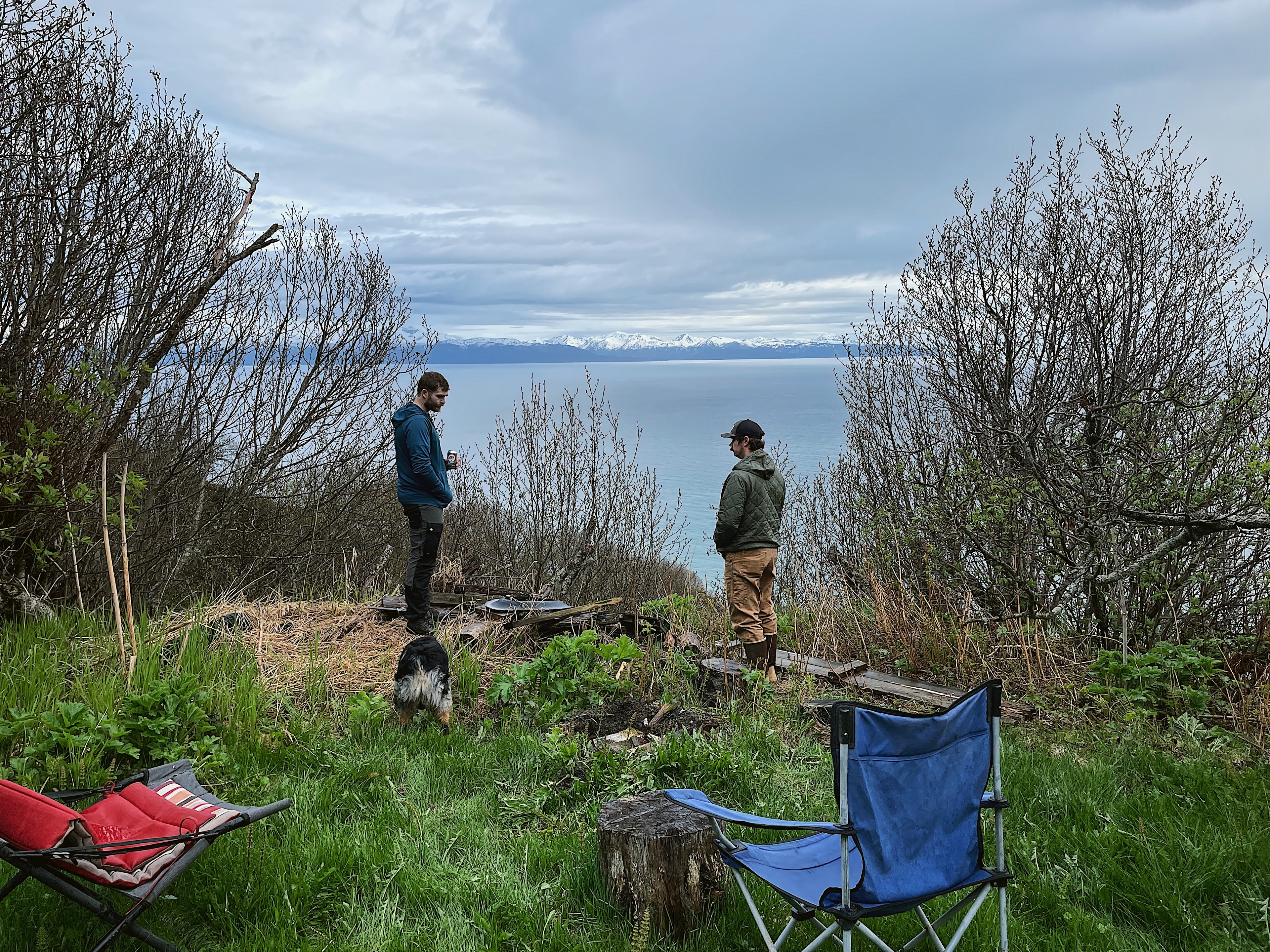 Beautiful Bay View Bluff Cabin