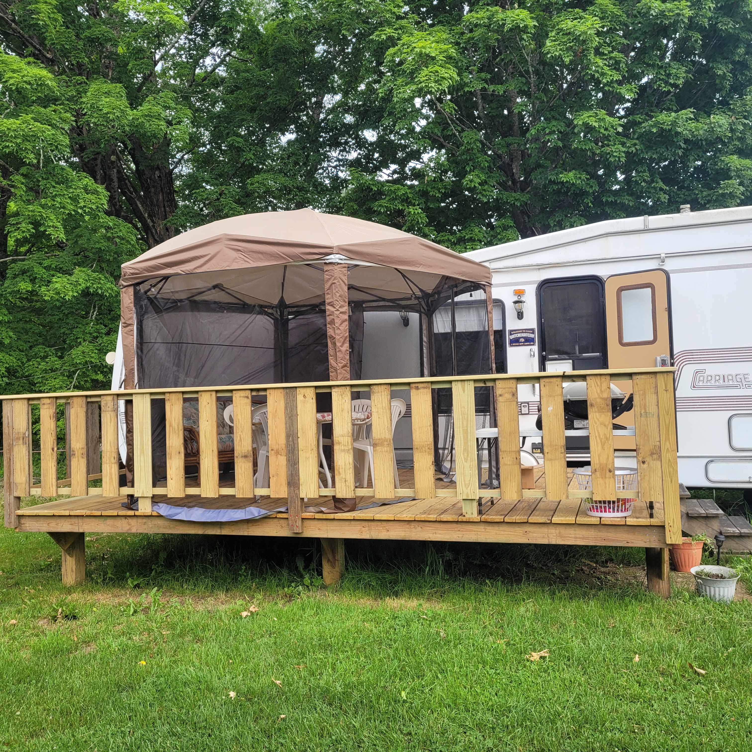 Camp Quitcherbitchin