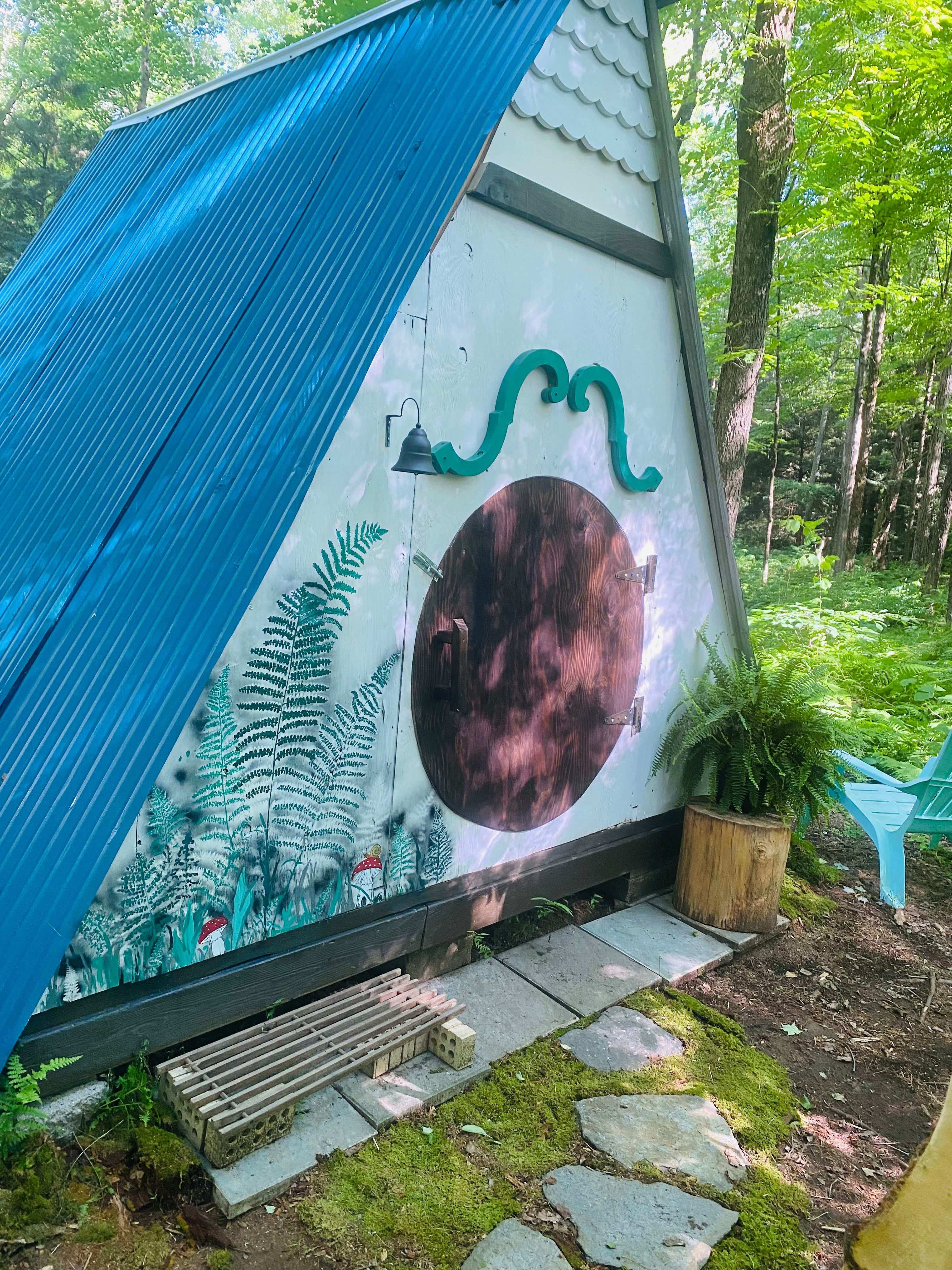 Woodland's Edge Glamping & Hot Tubs