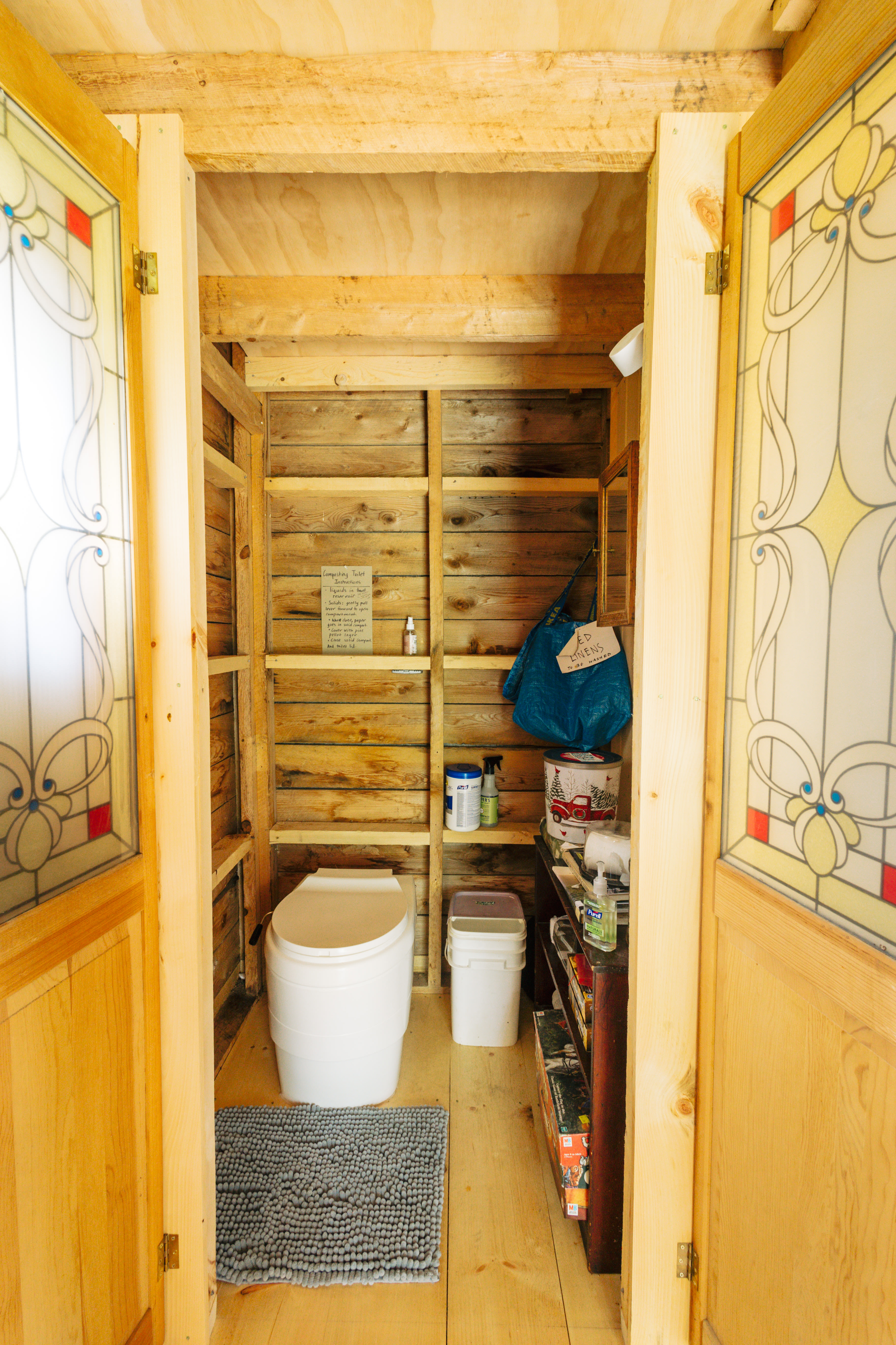 The water closet was great! Very clean and easy to use. 