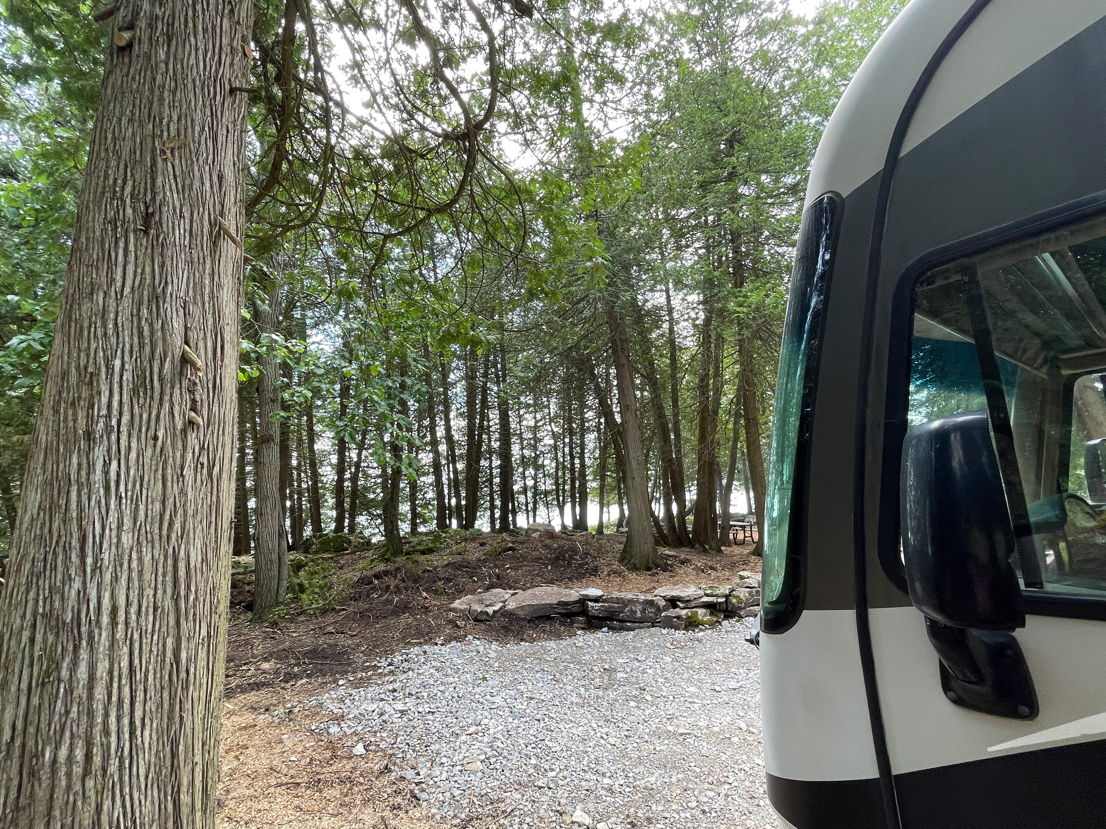 Lakepoint Lodging and Camping