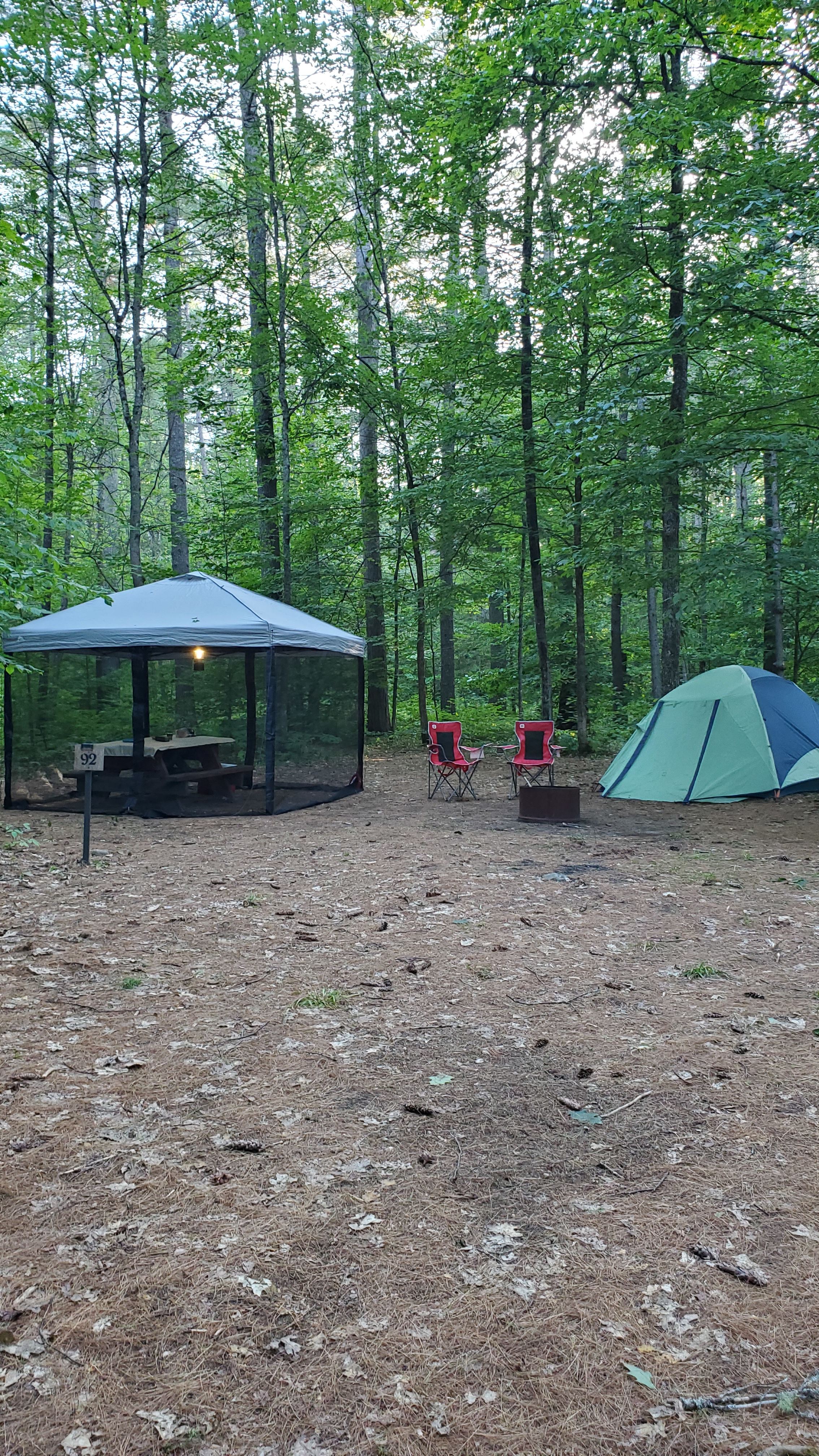 Tiny Village Ottawa River - Camping