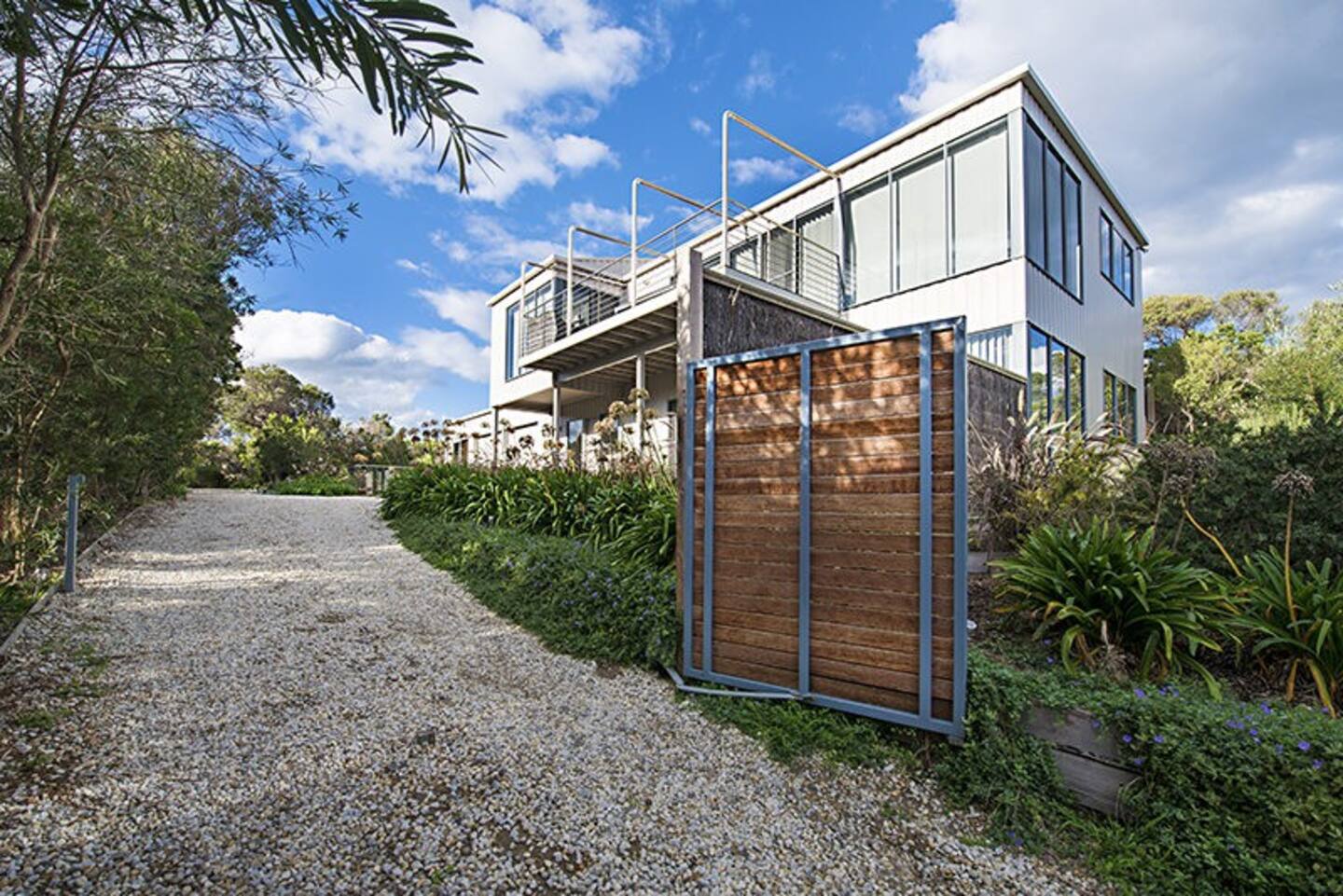 Sea Paradise at St Andrews Beach