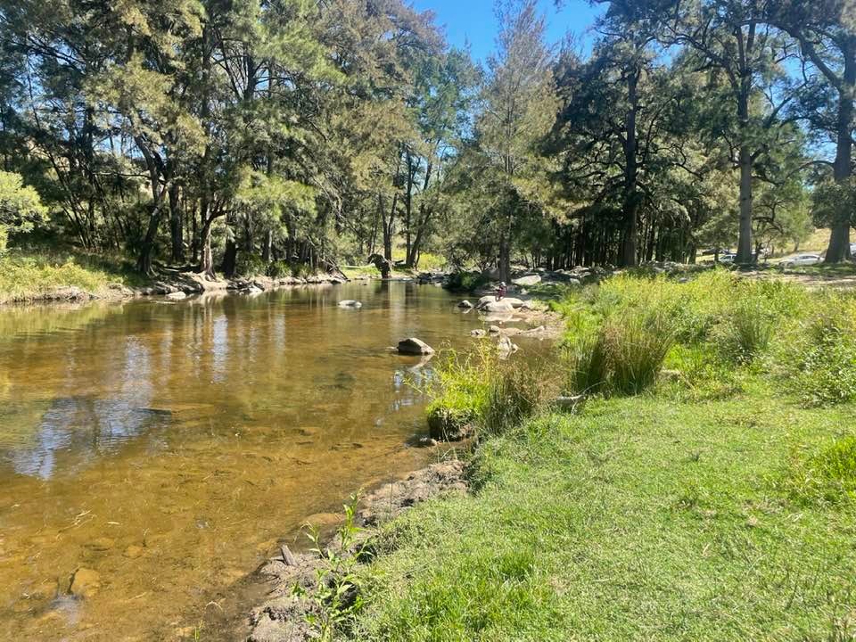 Glenroy Cottages and Camping