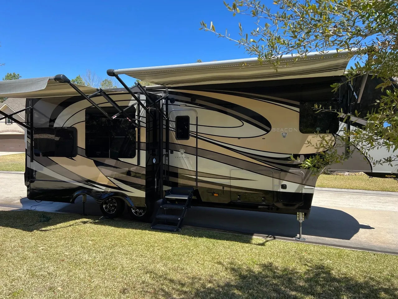 Serenity Ponds RV Resort