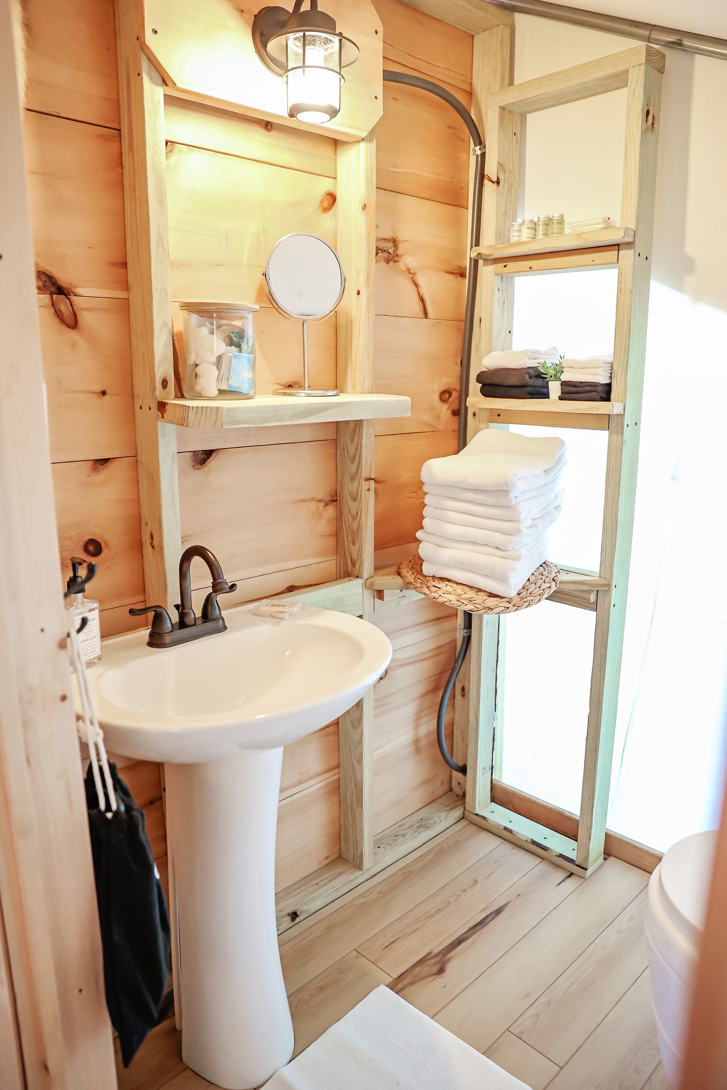 Spring Rock Ranch Glamping & Nature