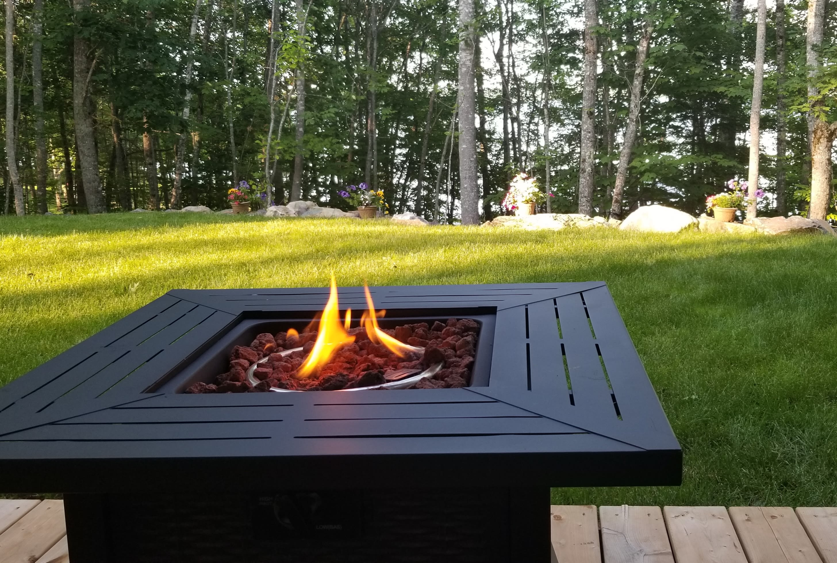 Lake Side Hideaway