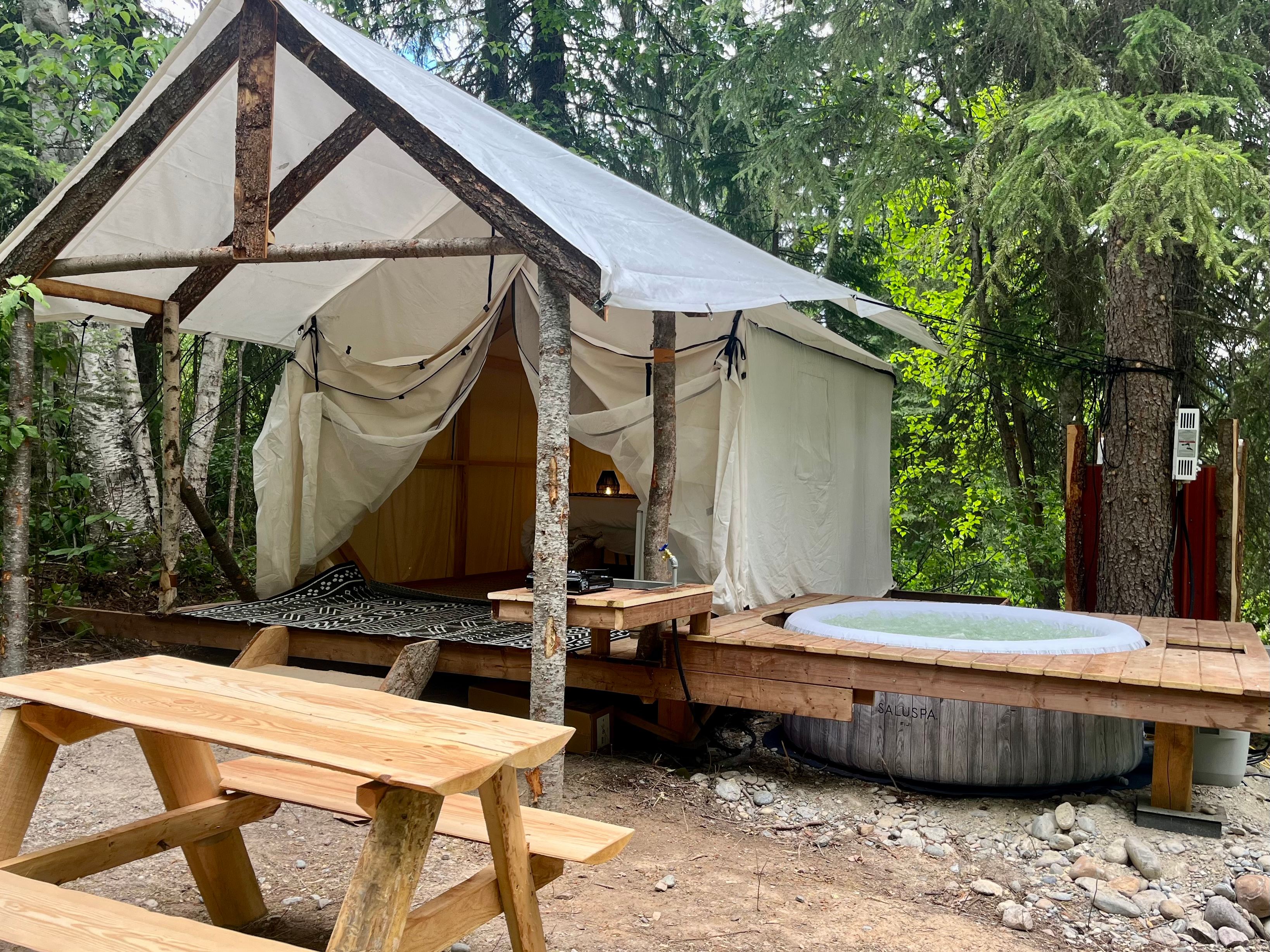 Golden Glamping Resort