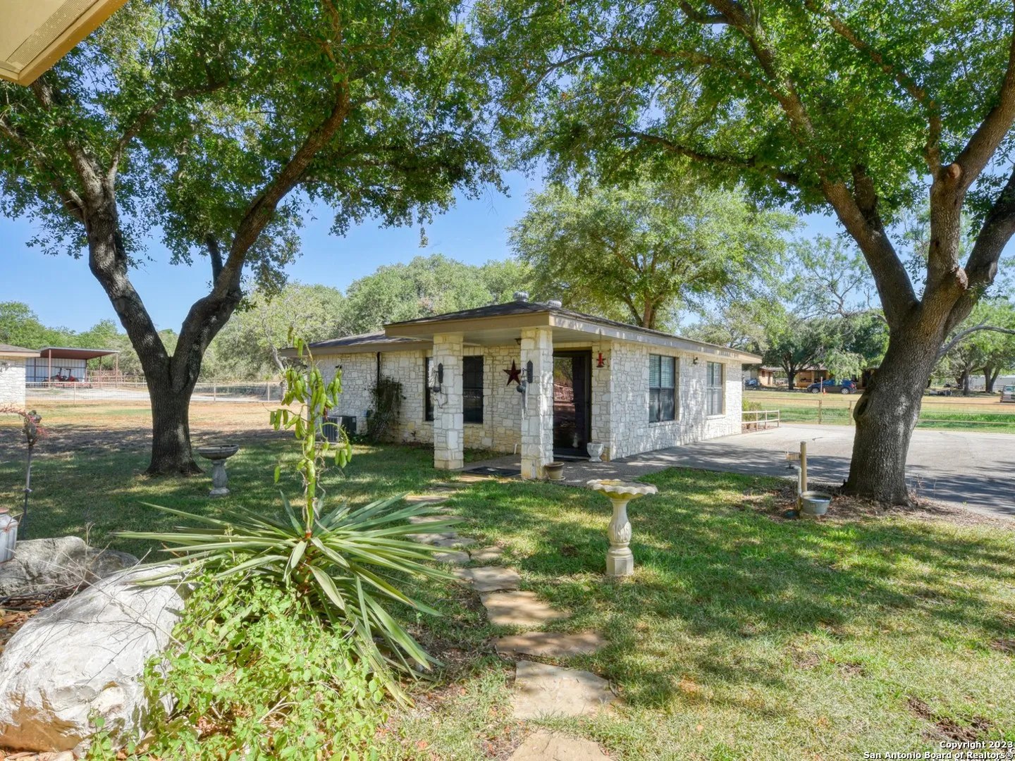 Oak Park Crash Pad