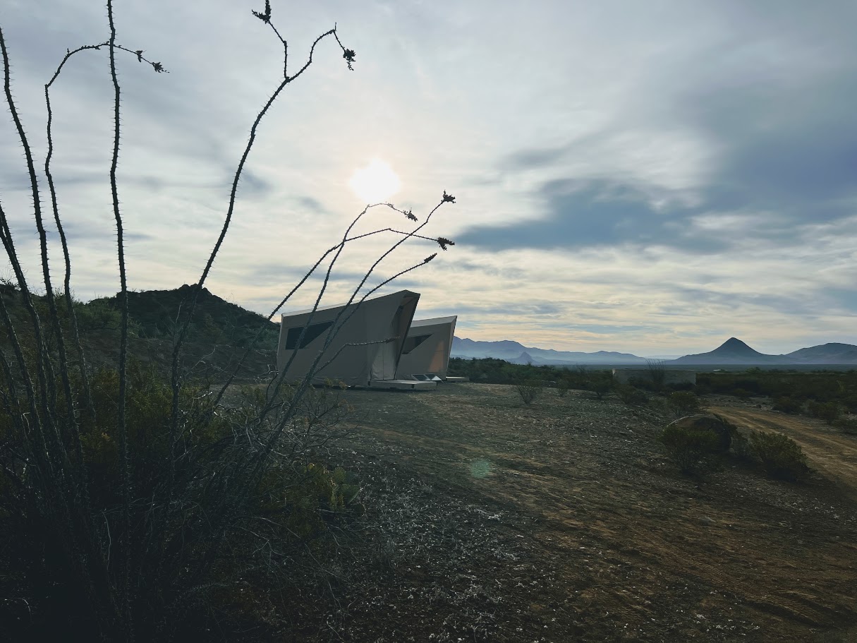 Pelli Motto & Boonta tents in the morning.