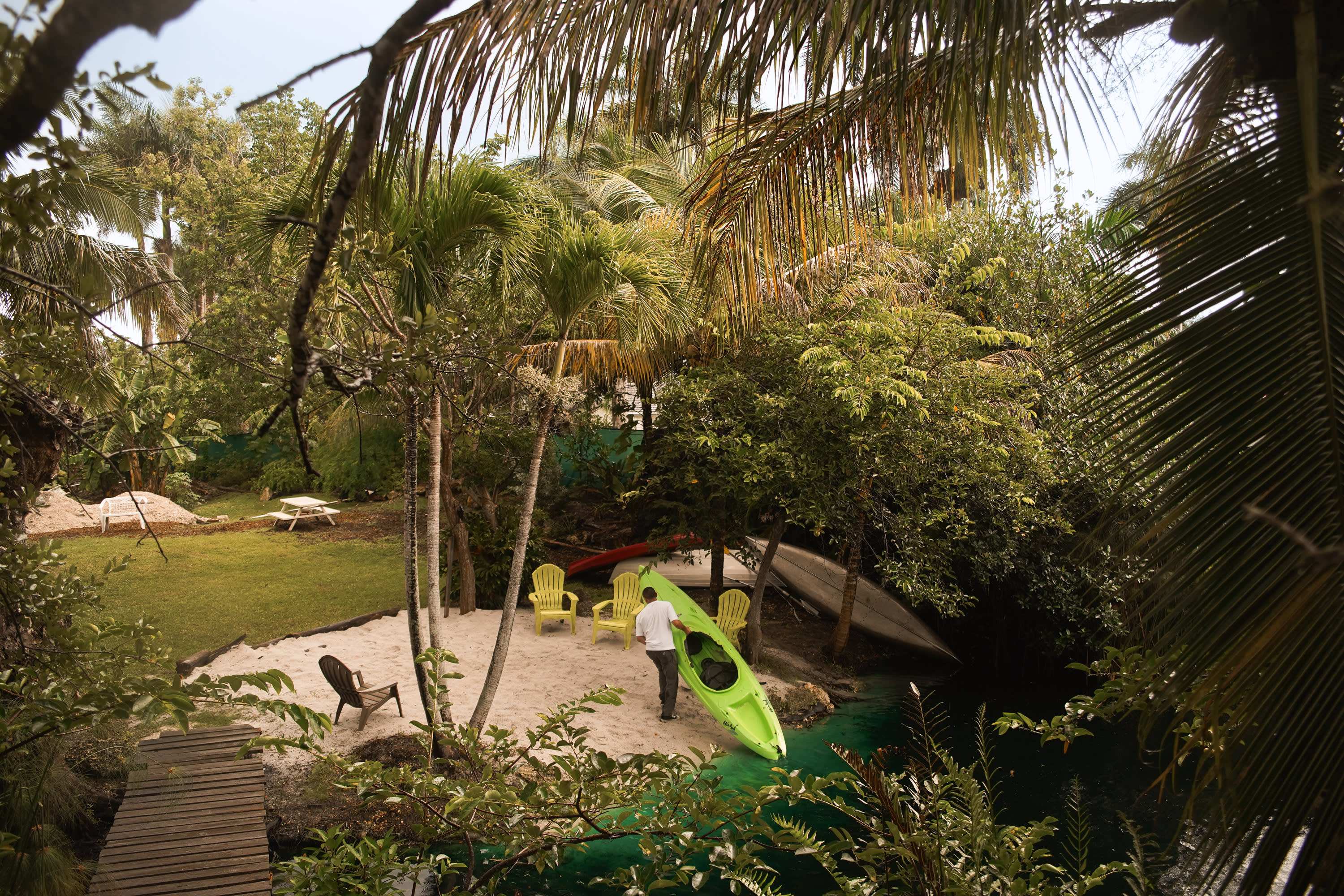 Honeys Place: Urban Camping Oasis