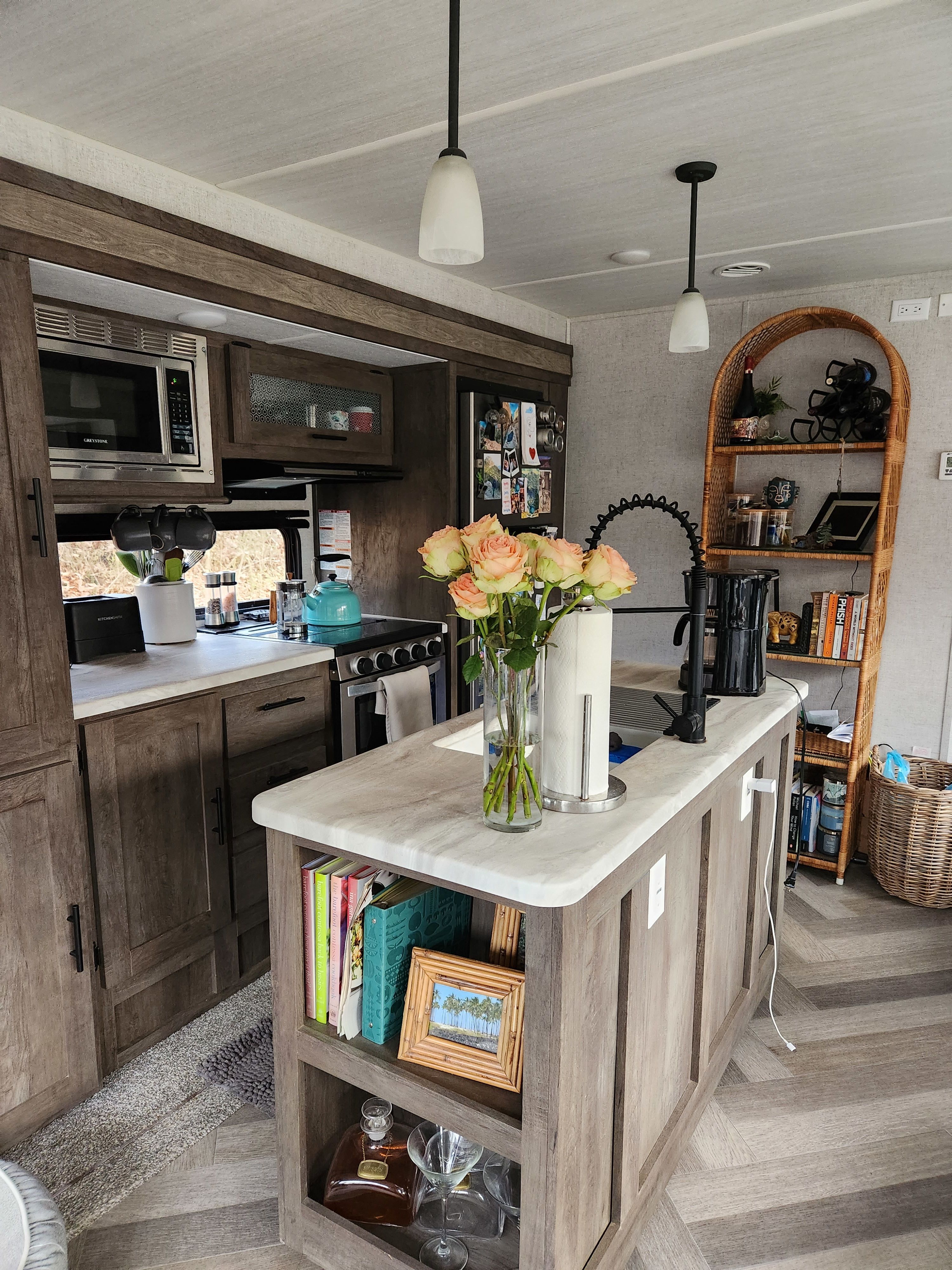 Maggie B's RV Glamping