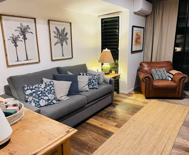 Two Rabbit Hill Country Cabins