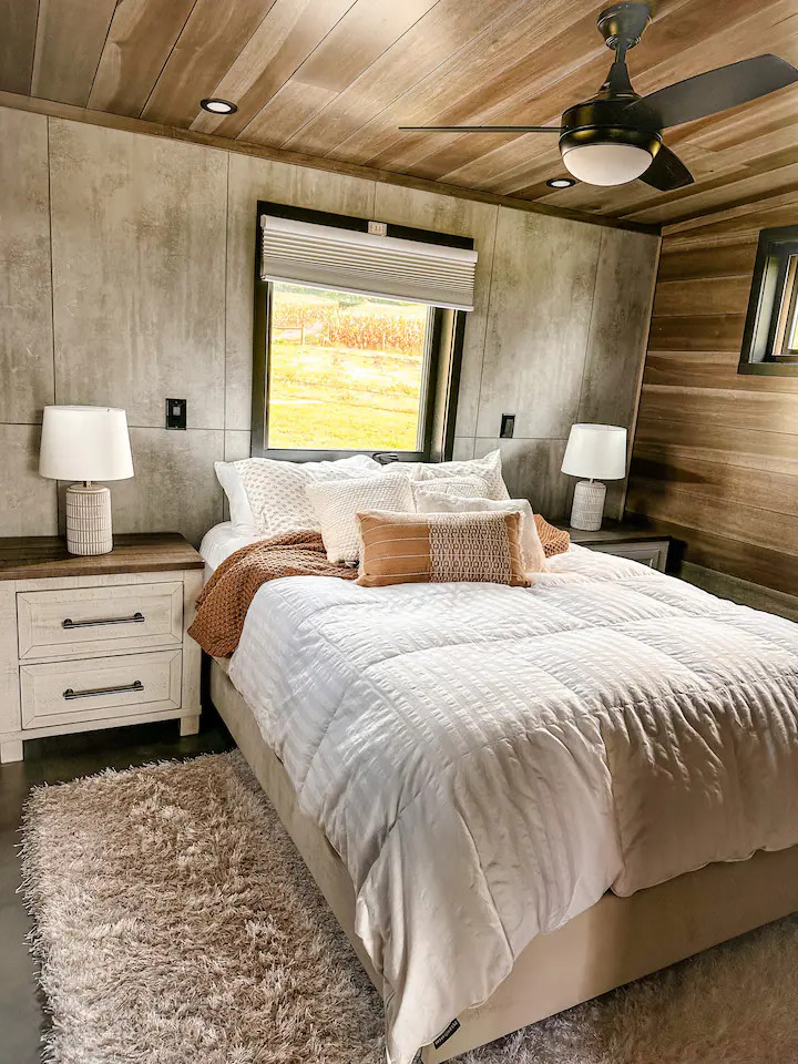Modern Tiny Home With Hot Tub