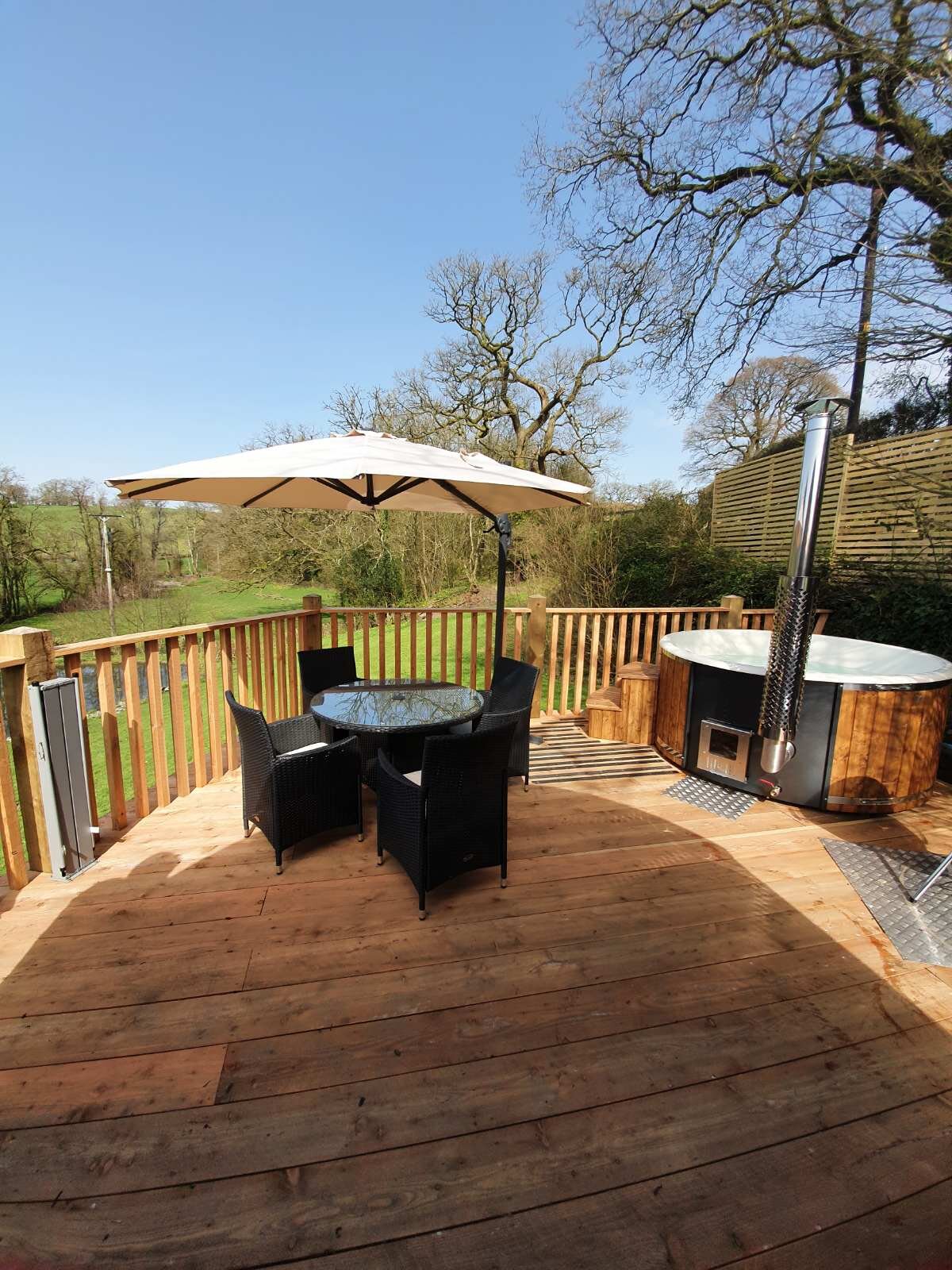 Cilsane Lodges