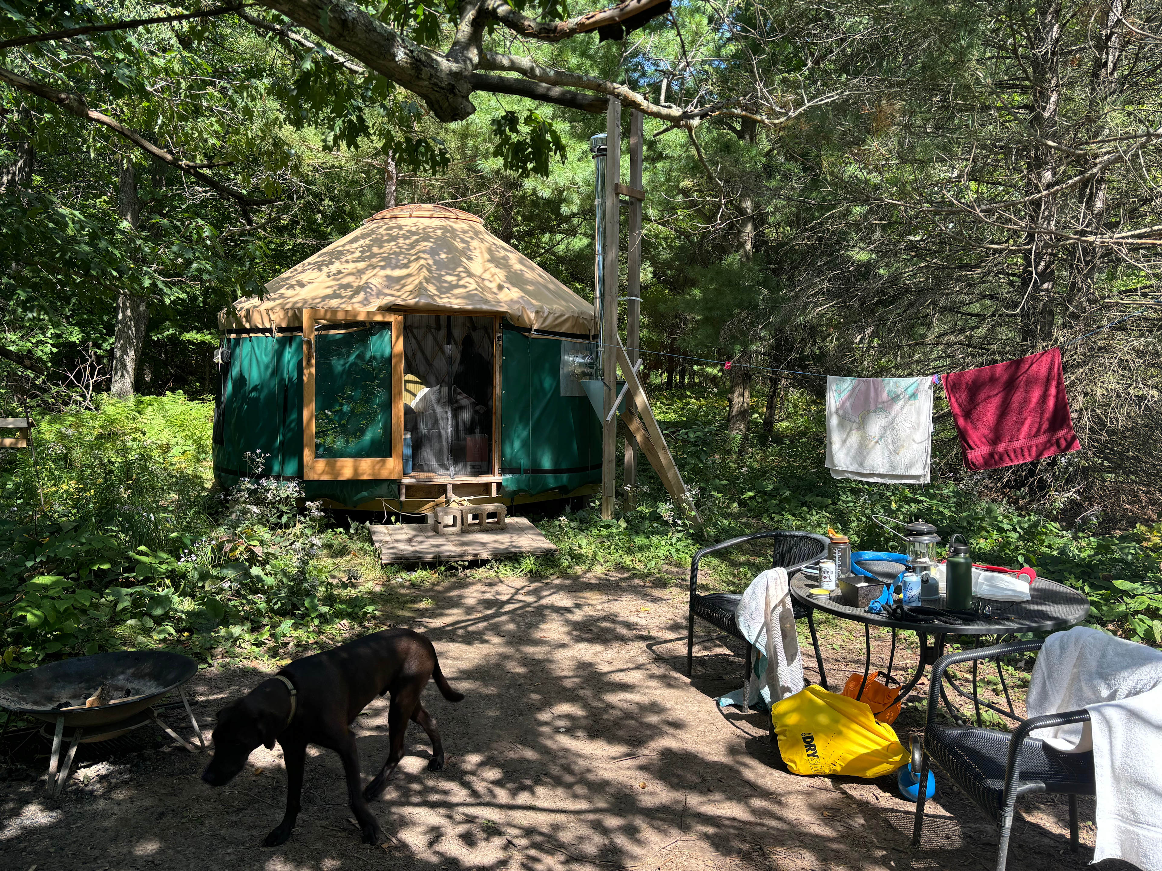Off Grid Lakeside Yurt