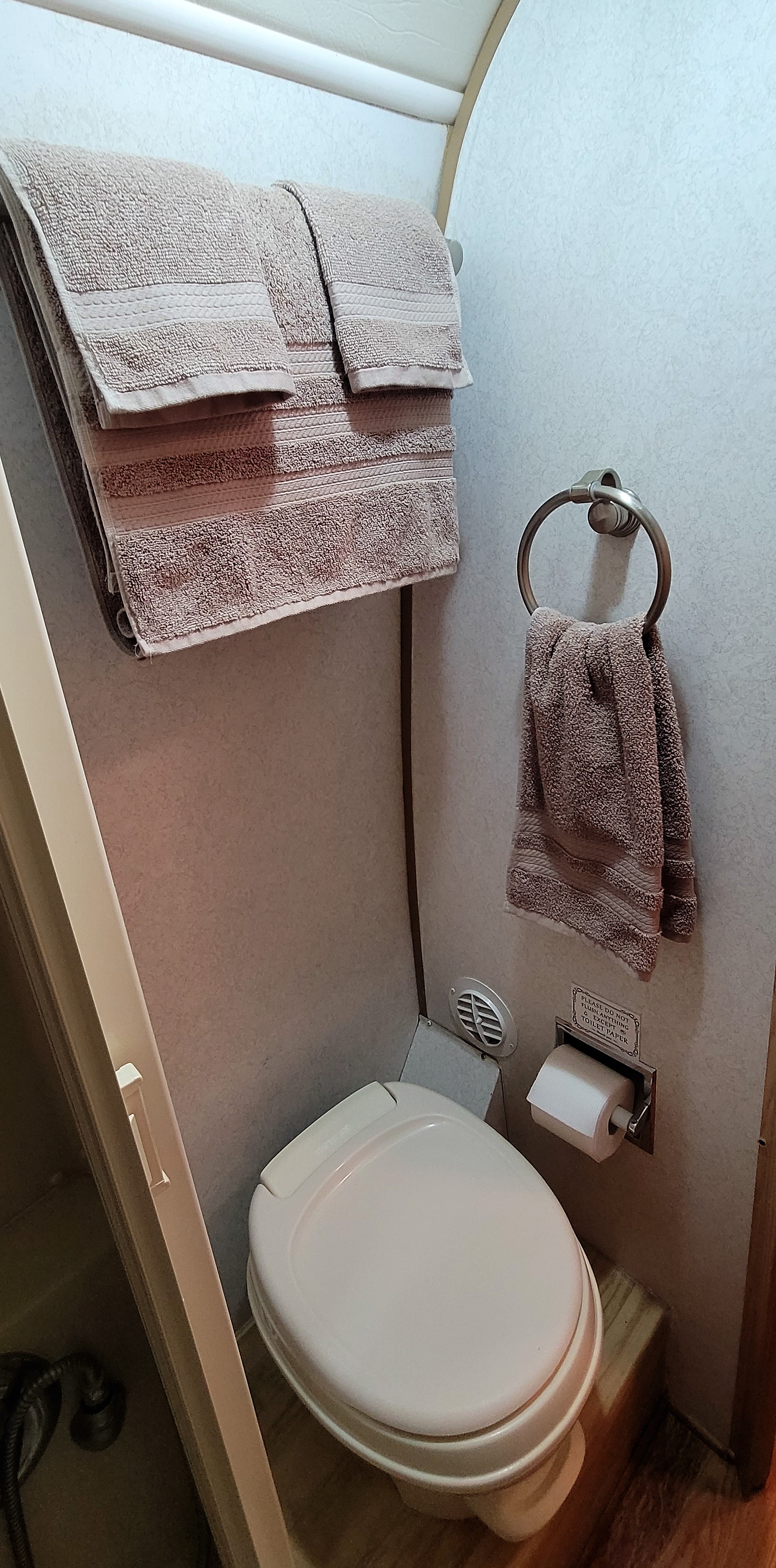 Serene Countryside Glamping