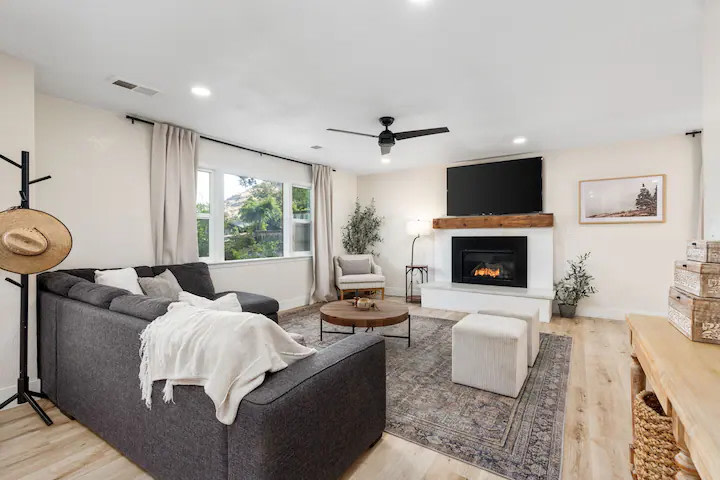 Sequoia Hills Villa