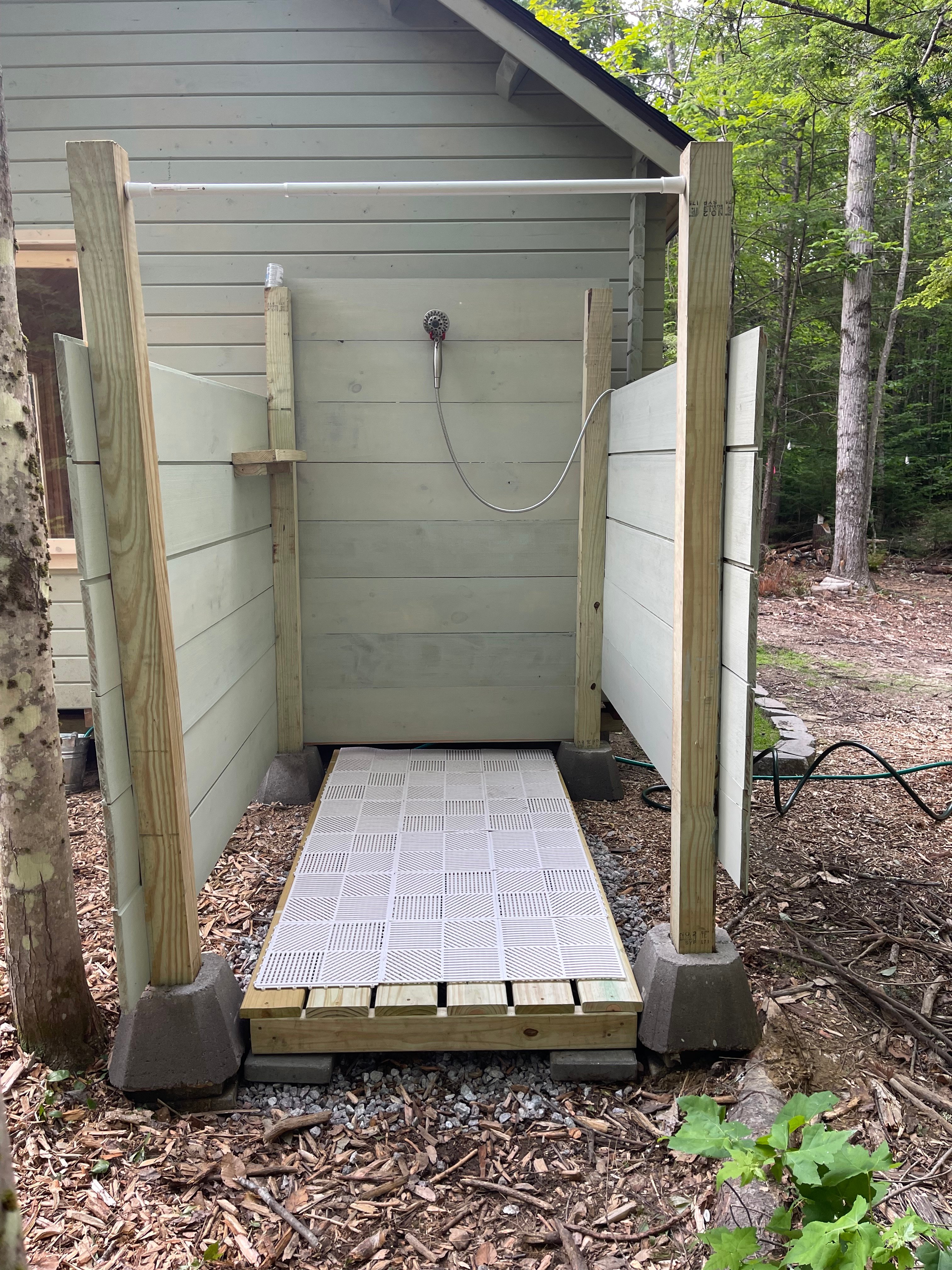 Red Maple Farm Riverside Cabin