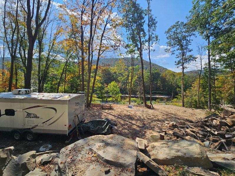 Hendricksons Hideout