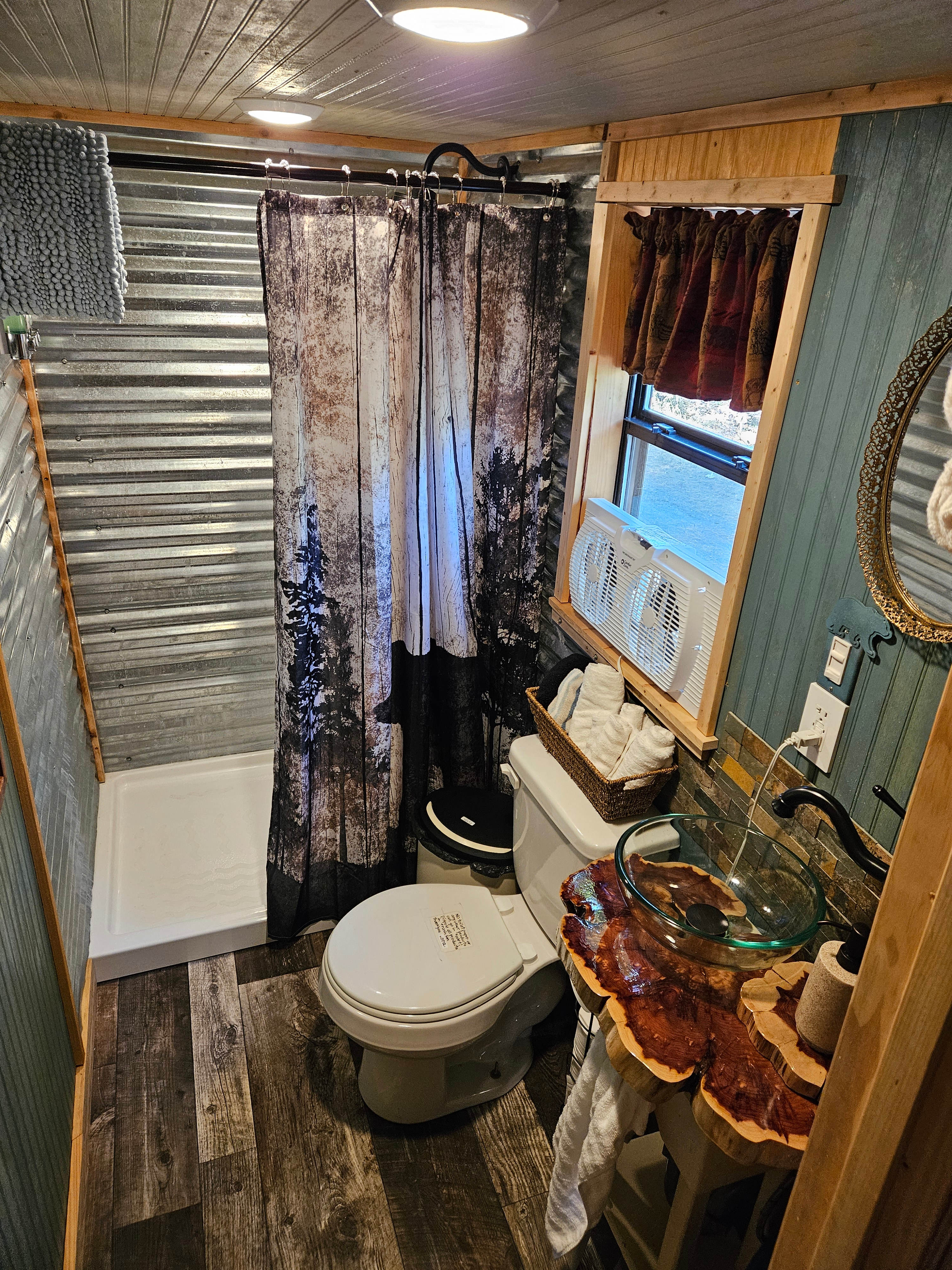 Morning Light Mountain Lodge