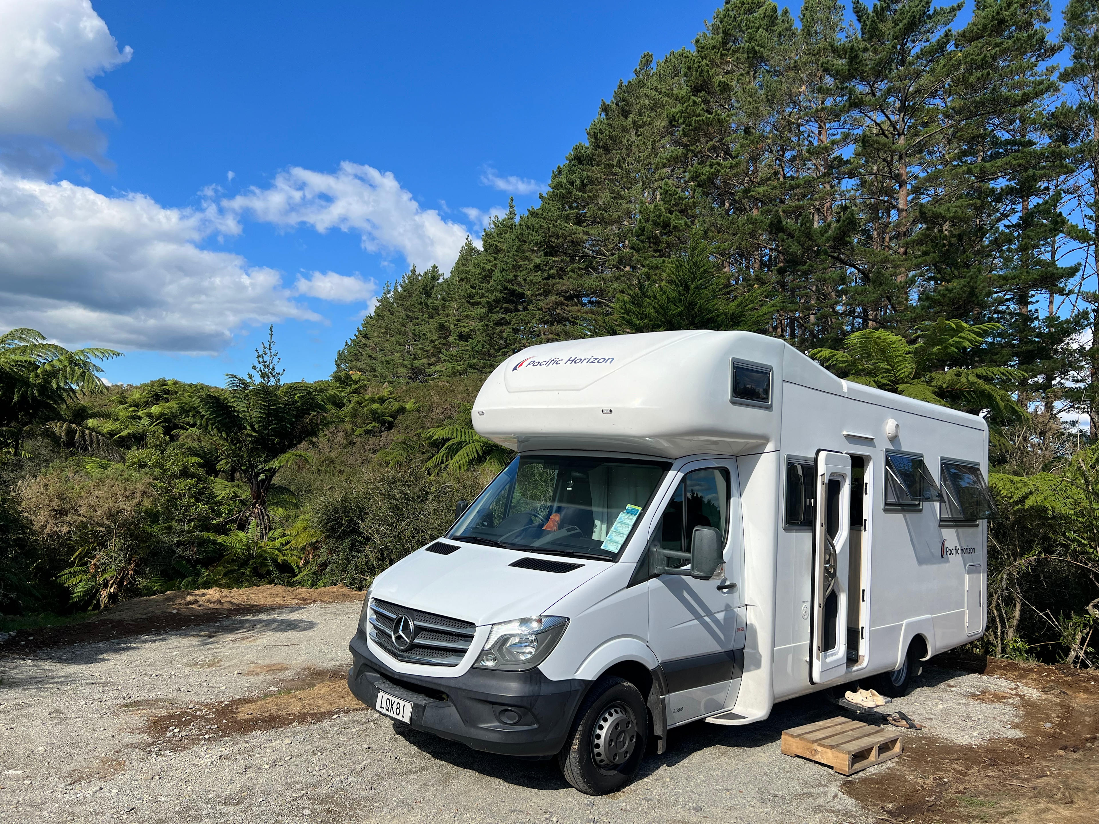 Camp in nature close to Hobbiton