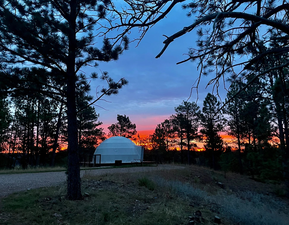Rushmore Skies Retreat