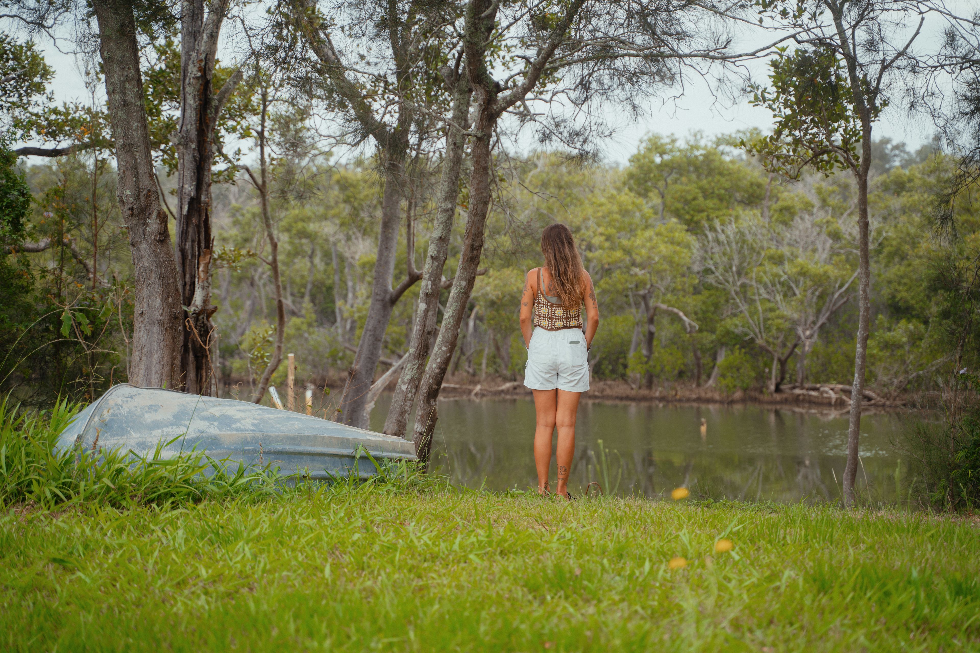 A nice walk up the creek.