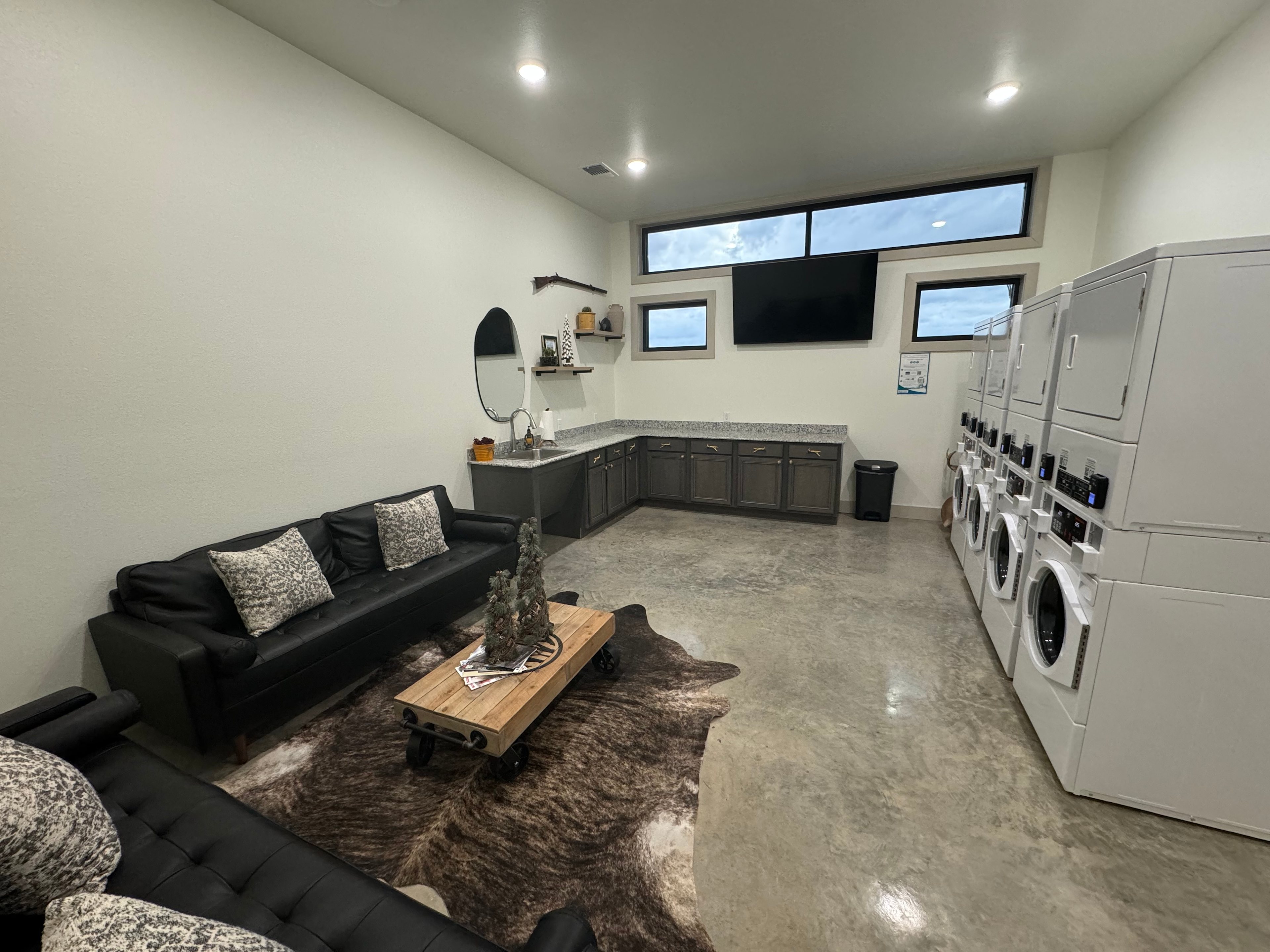 Retreat 254 RV Resort