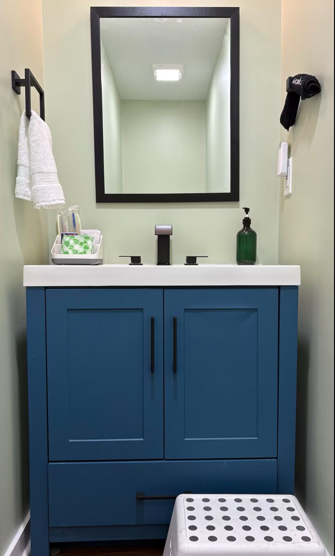 HotTub, ClimbingWall, FullyFenced