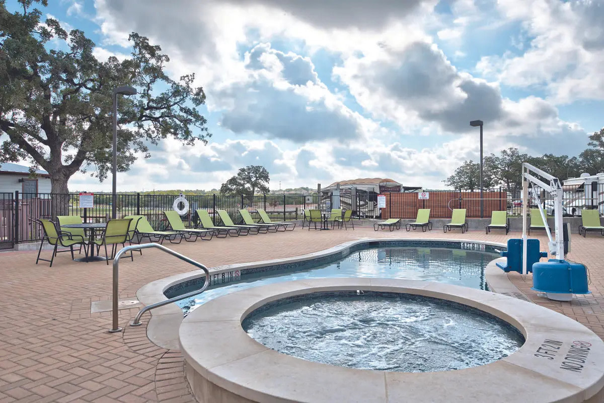 Oak Forest RV Resort