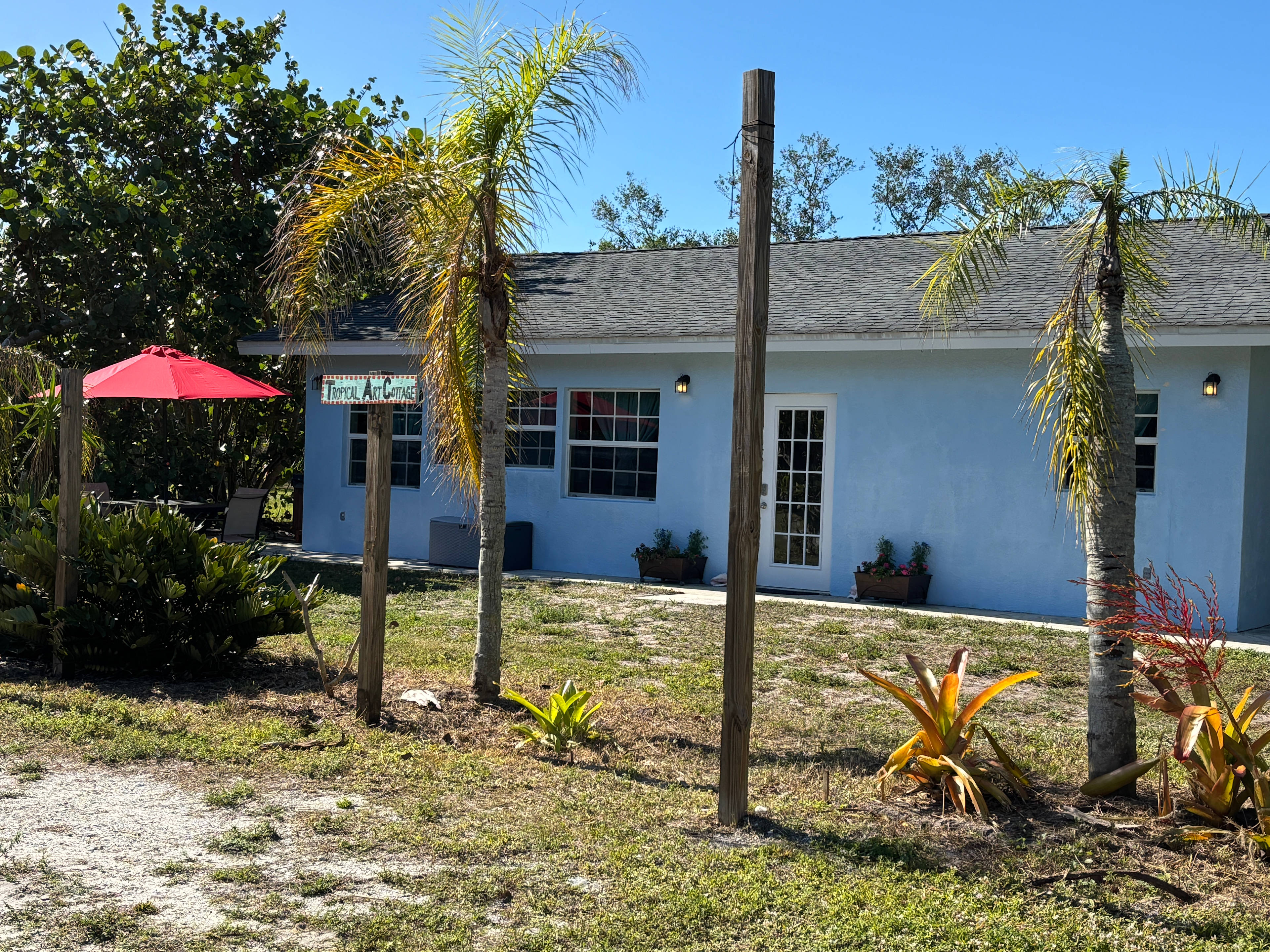 Tropical Art Cottage