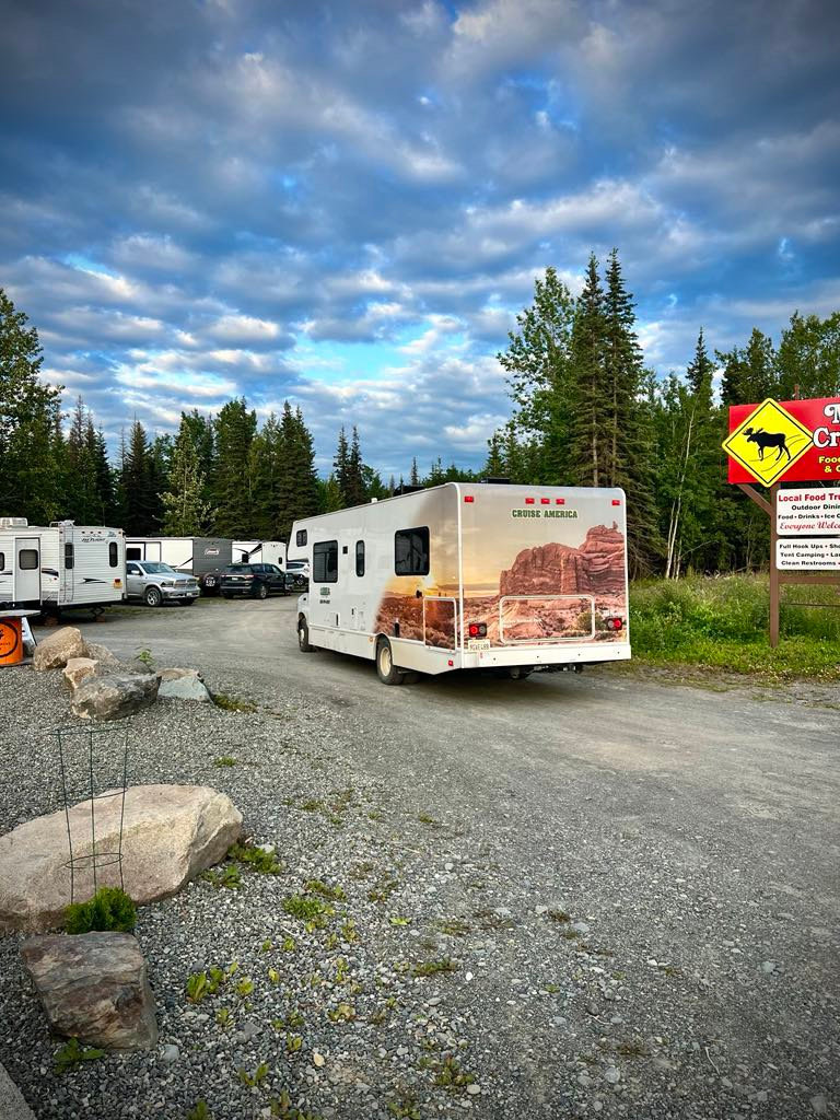 Moose Crossing RV & Food Truck Park