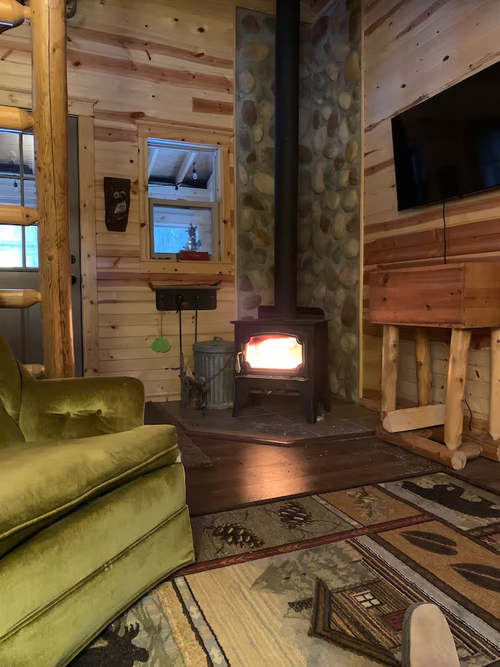 Little Cabin in the Woods