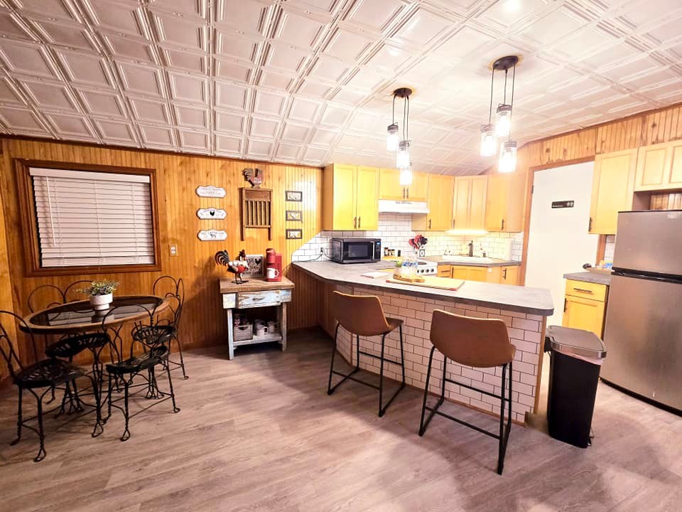 Rustic Retreat near Lake O the Pine