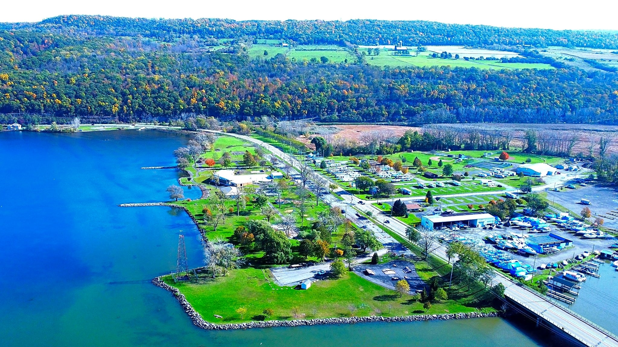 Clute Memorial Park & Campground