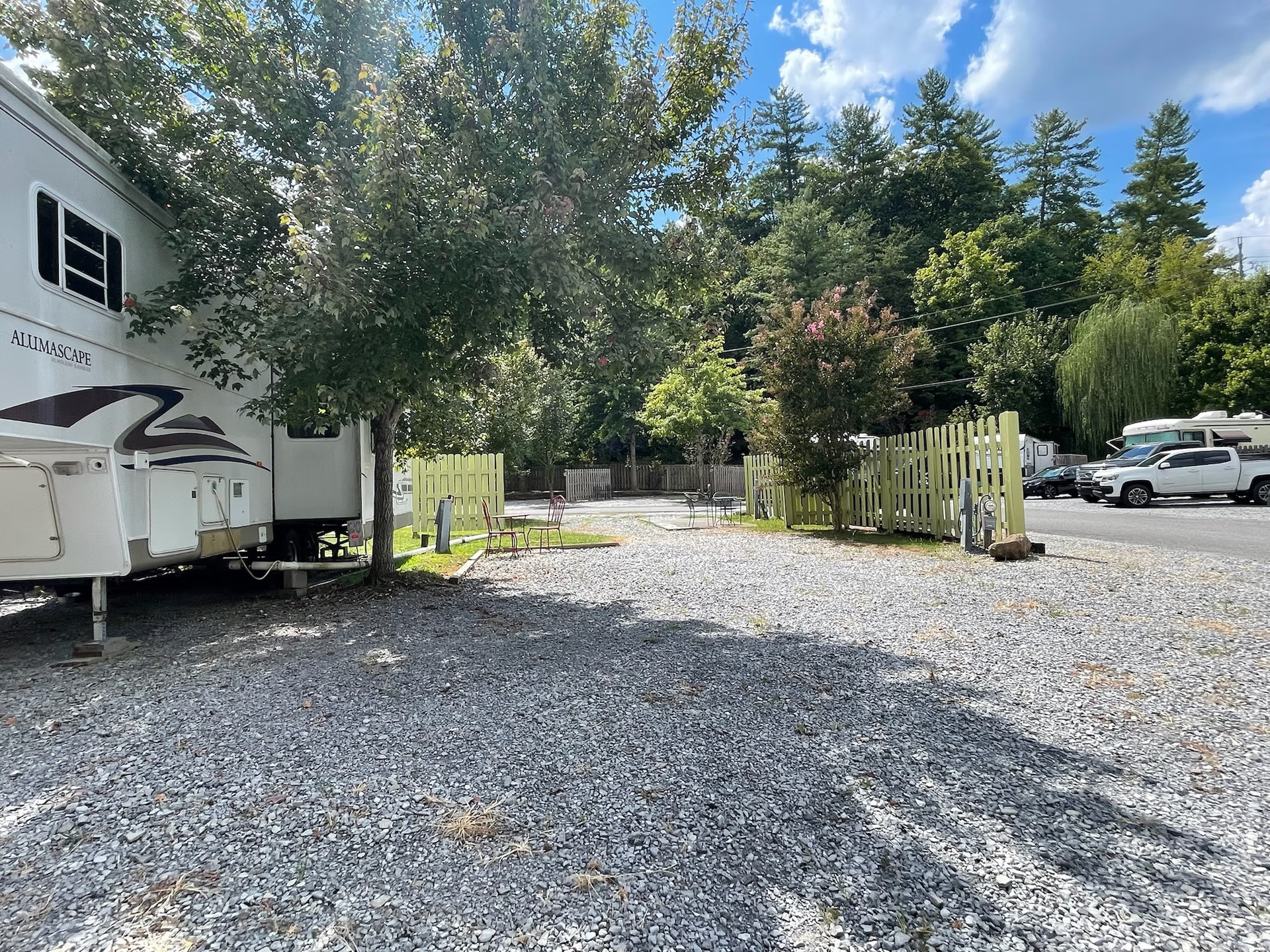 Holy Smokies RV Park And Glamping