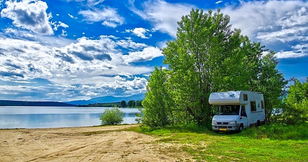 Monument Lake Resort