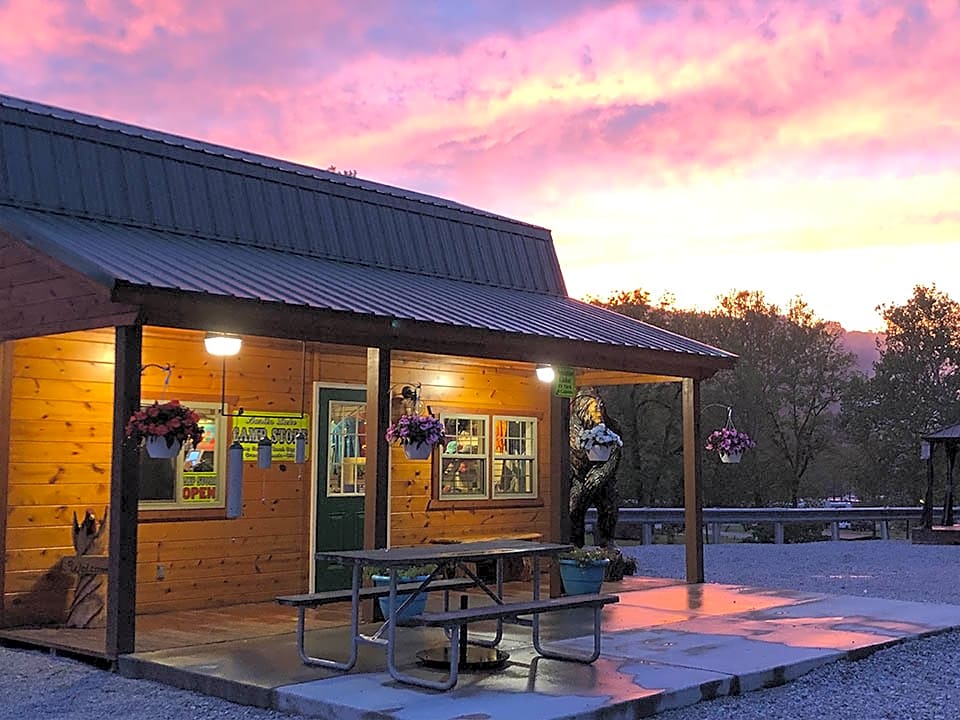 Austin Lake RV Park & Cabins