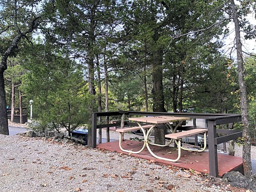 Branson Shenanigans RV Park