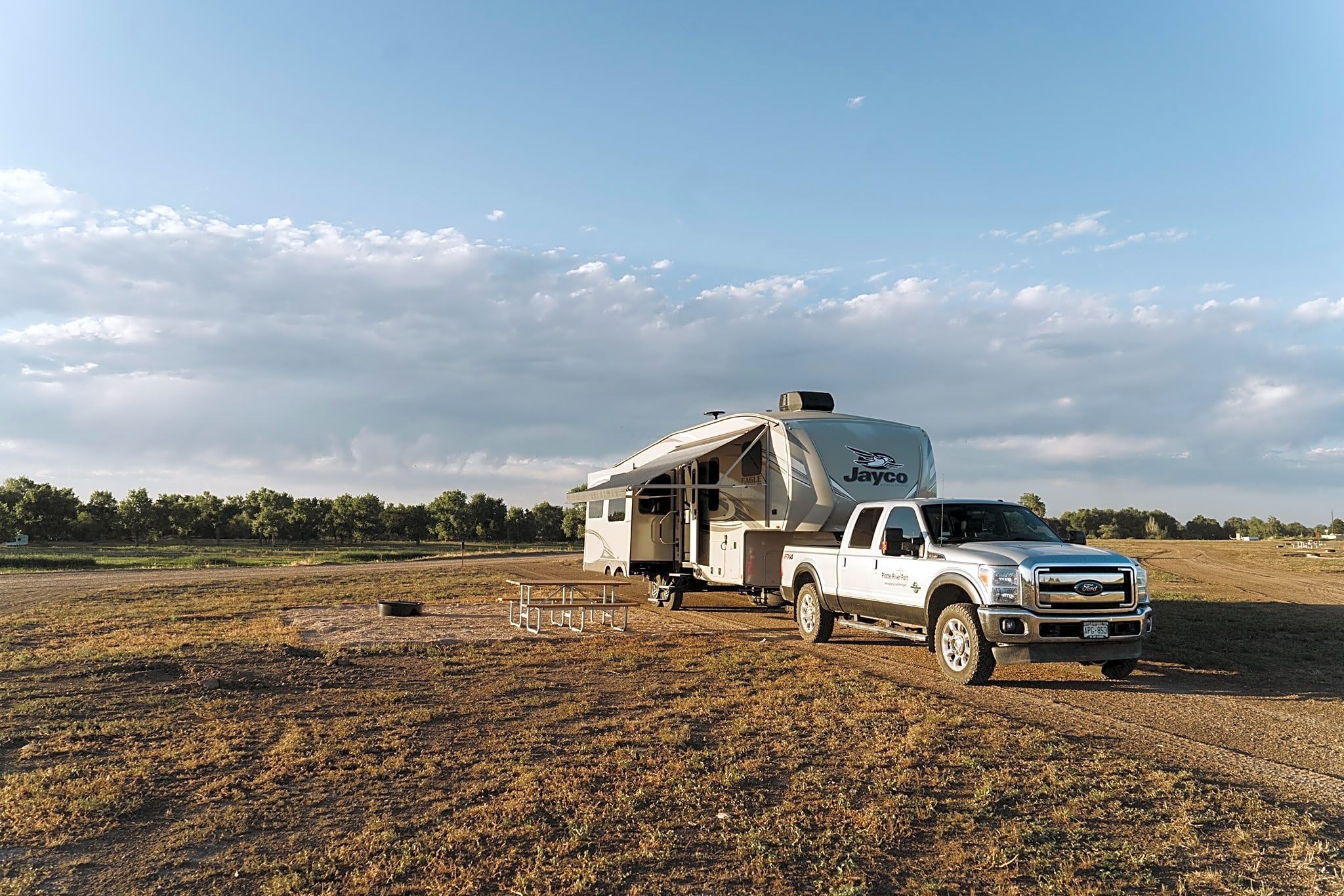 Platte River Fort Resort & Event Center